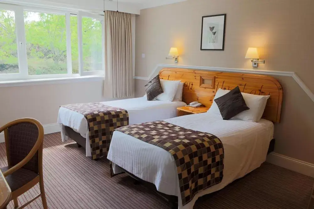 Triple Room in Inn On The Lake Triple Room in Inn On The Lake