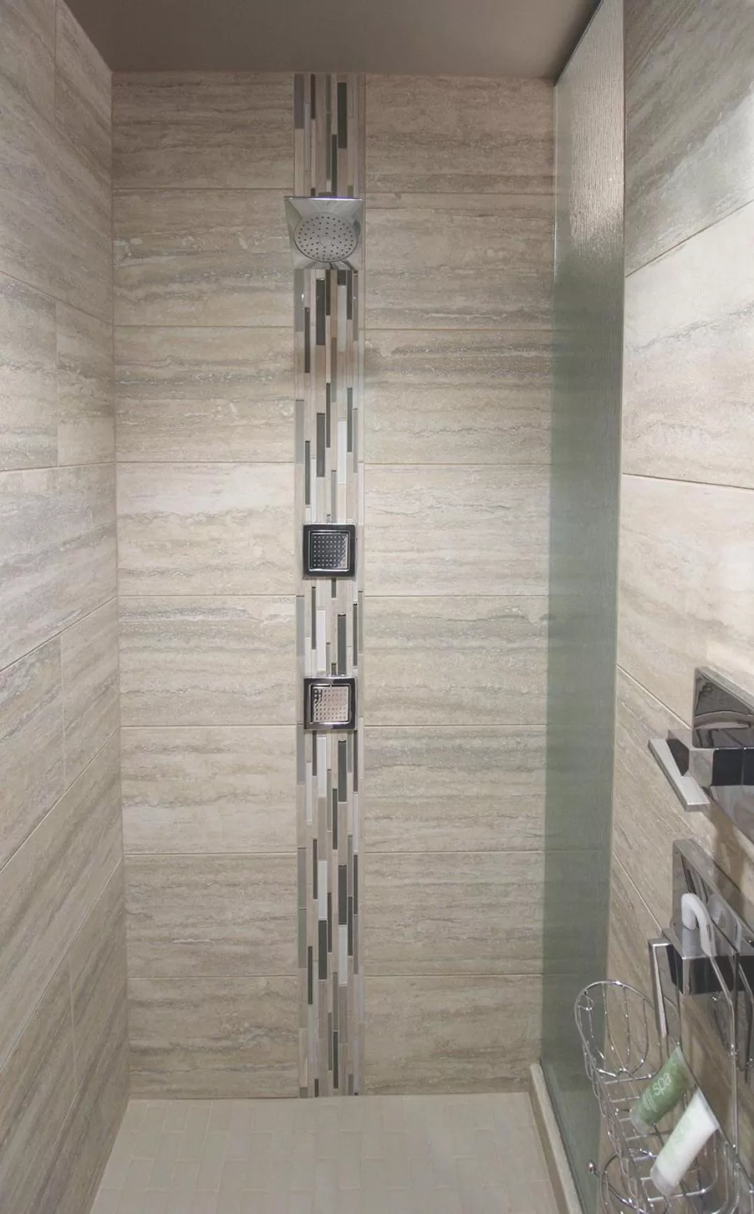 Shower in Silver Reef Casino Resort