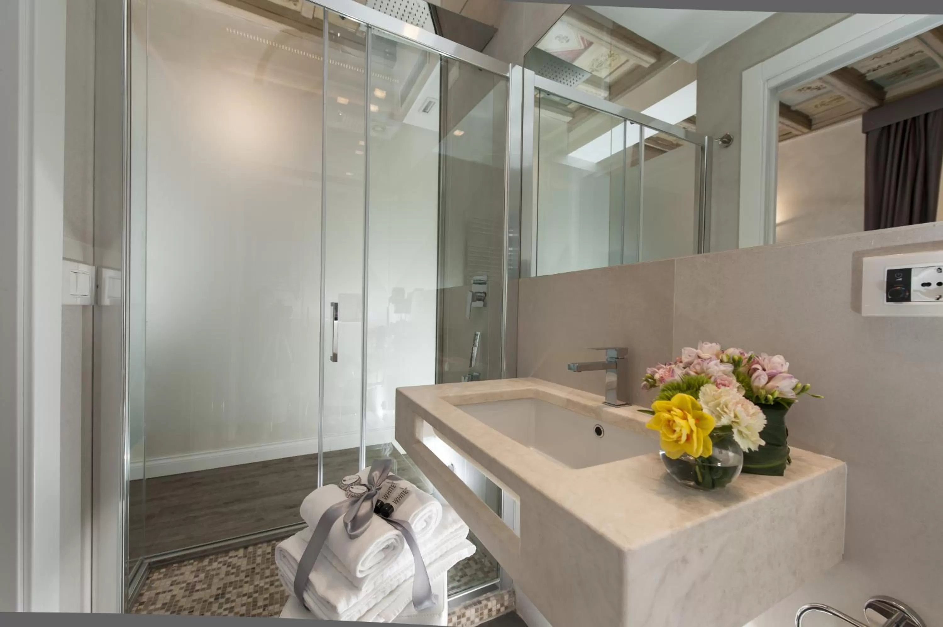 Bathroom in Hotel Navona