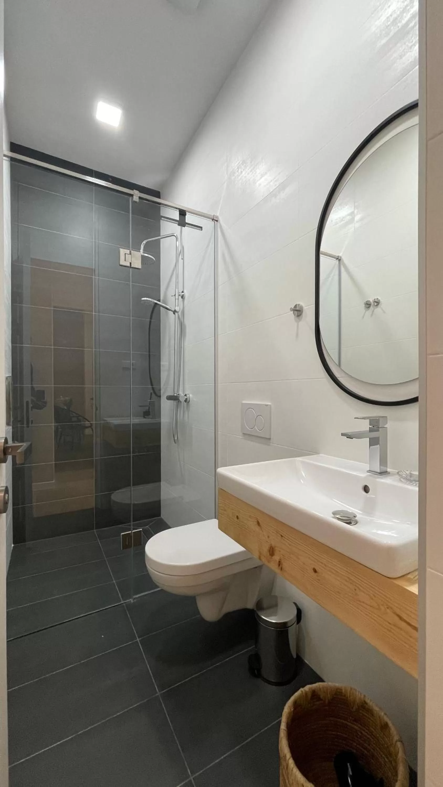 Shower, Bathroom in Armine's B&B