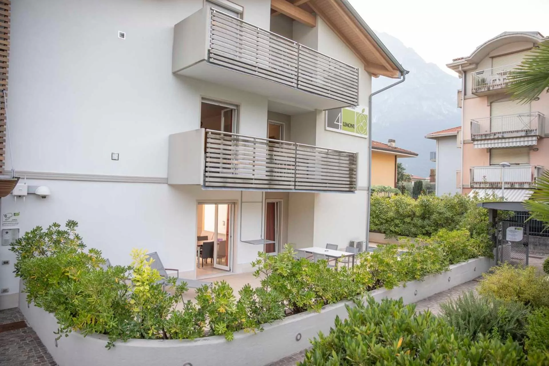 Property building in 4 Limoni Apartment Resort