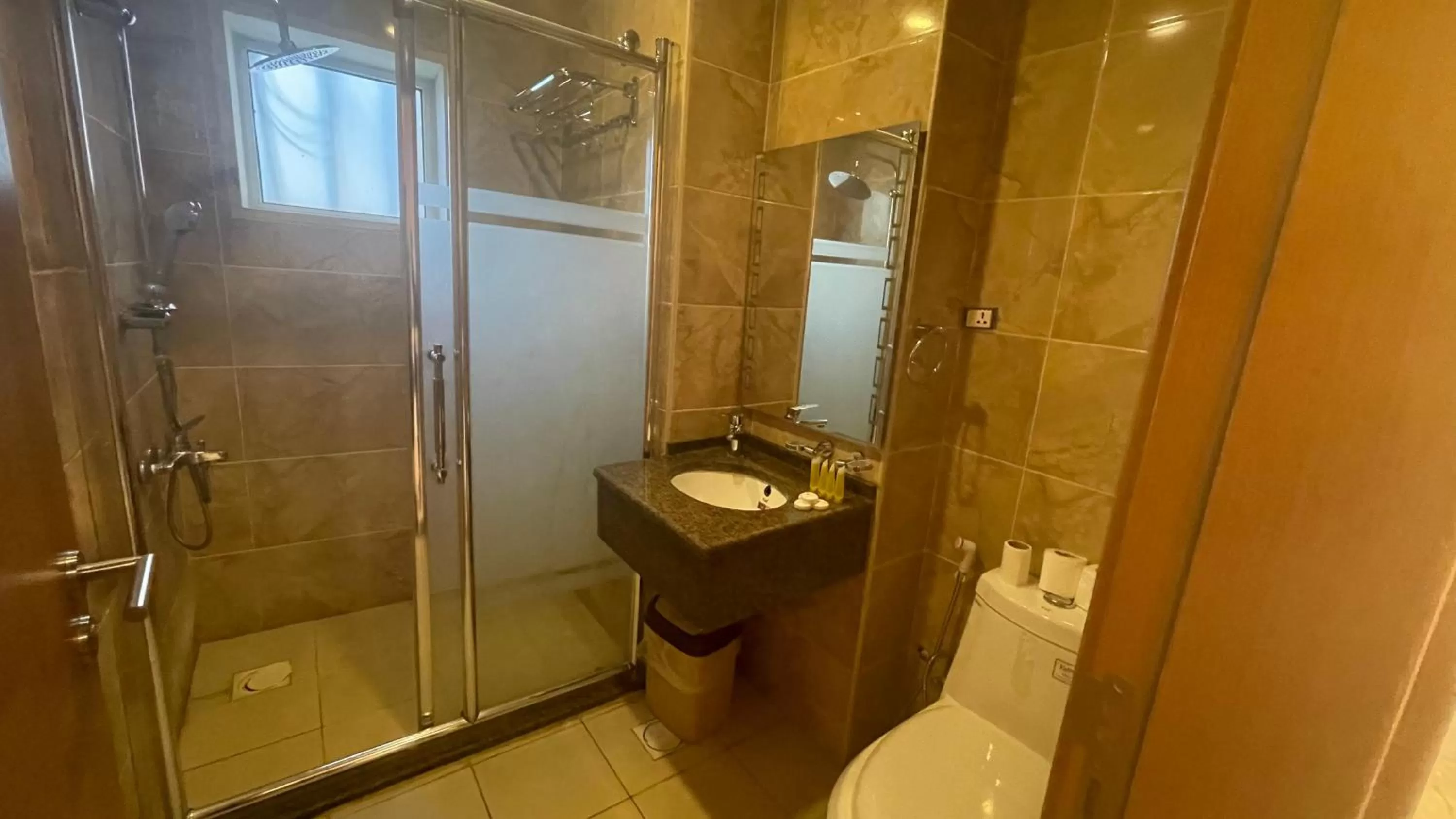 Bathroom in Jawharet Alswefiah Hotel Suites