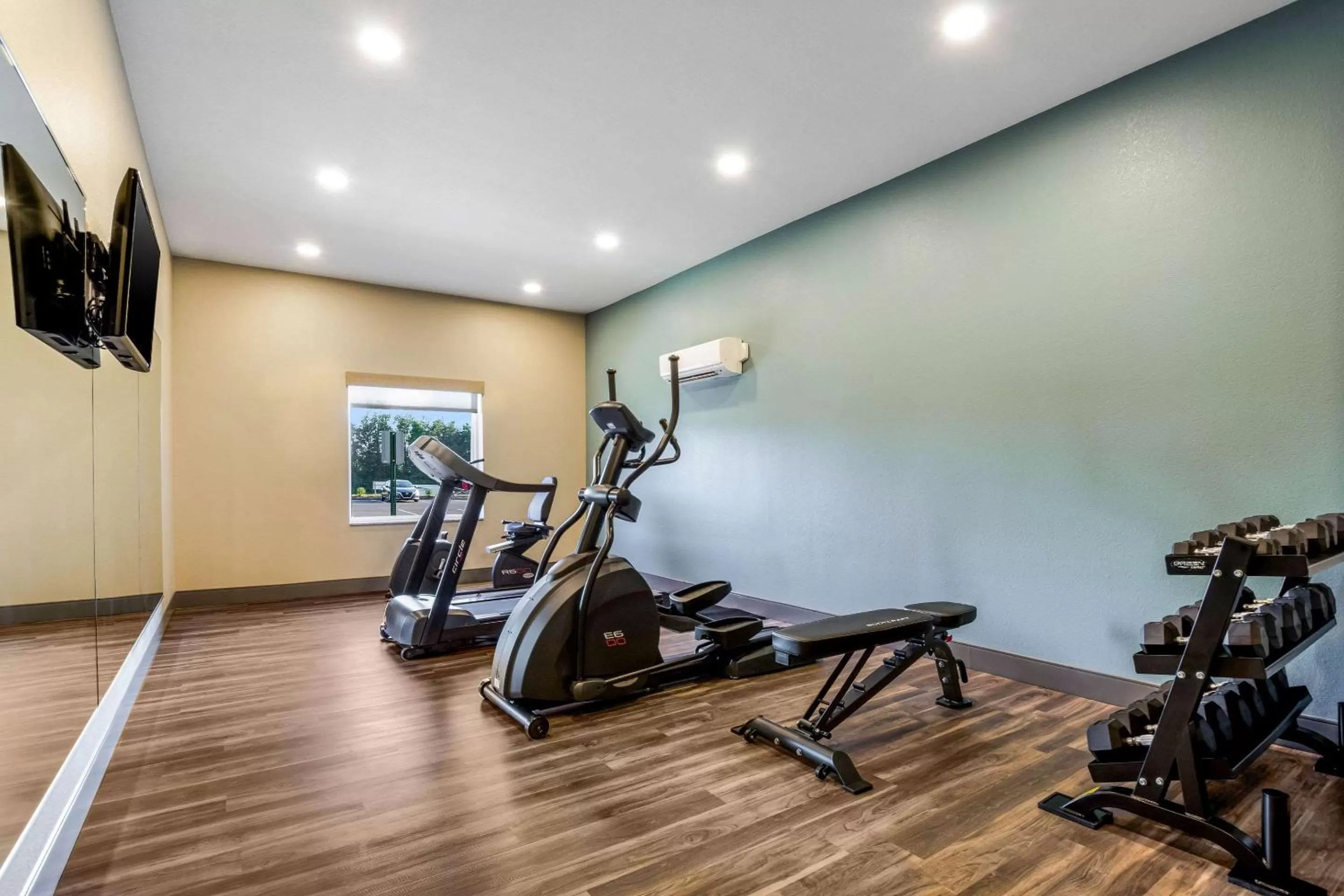 Fitness centre/facilities in Sleep Inn Winfield - Teays Valley