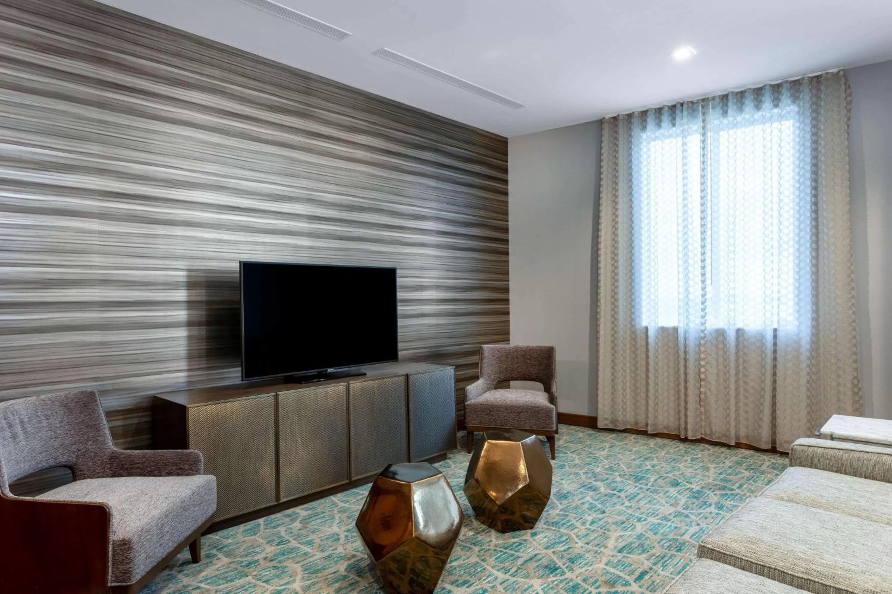 Lounge or bar in Wyndham Garden Miami International Airport