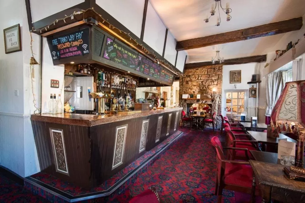 Restaurant/places to eat in Tankerville Arms Hotel