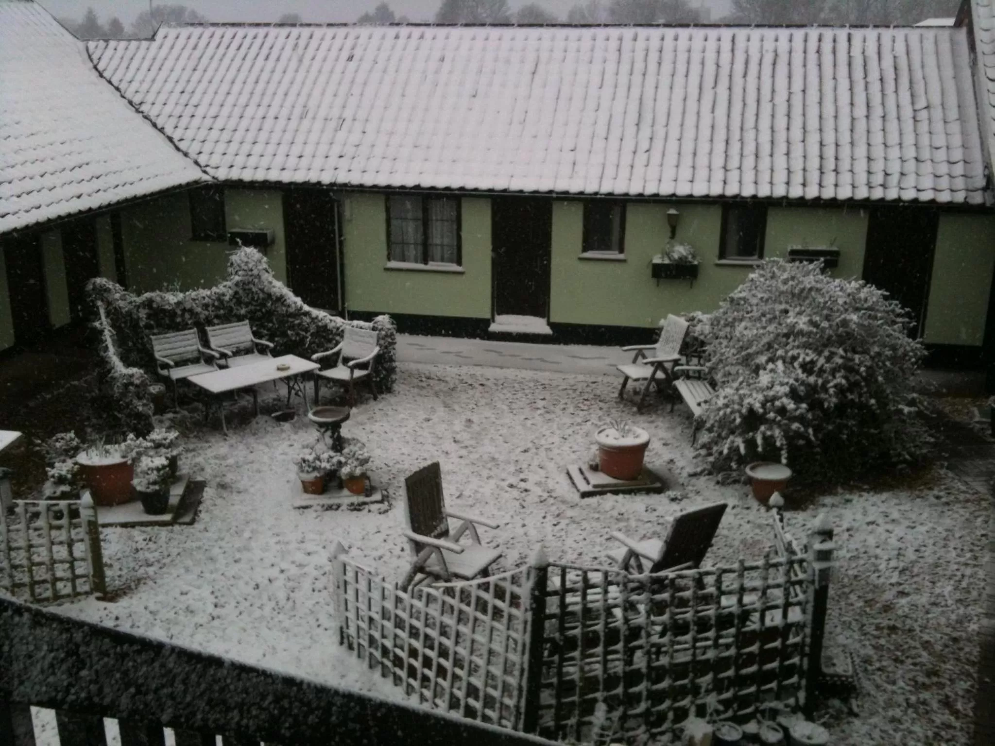 Patio in Six Bells Inn