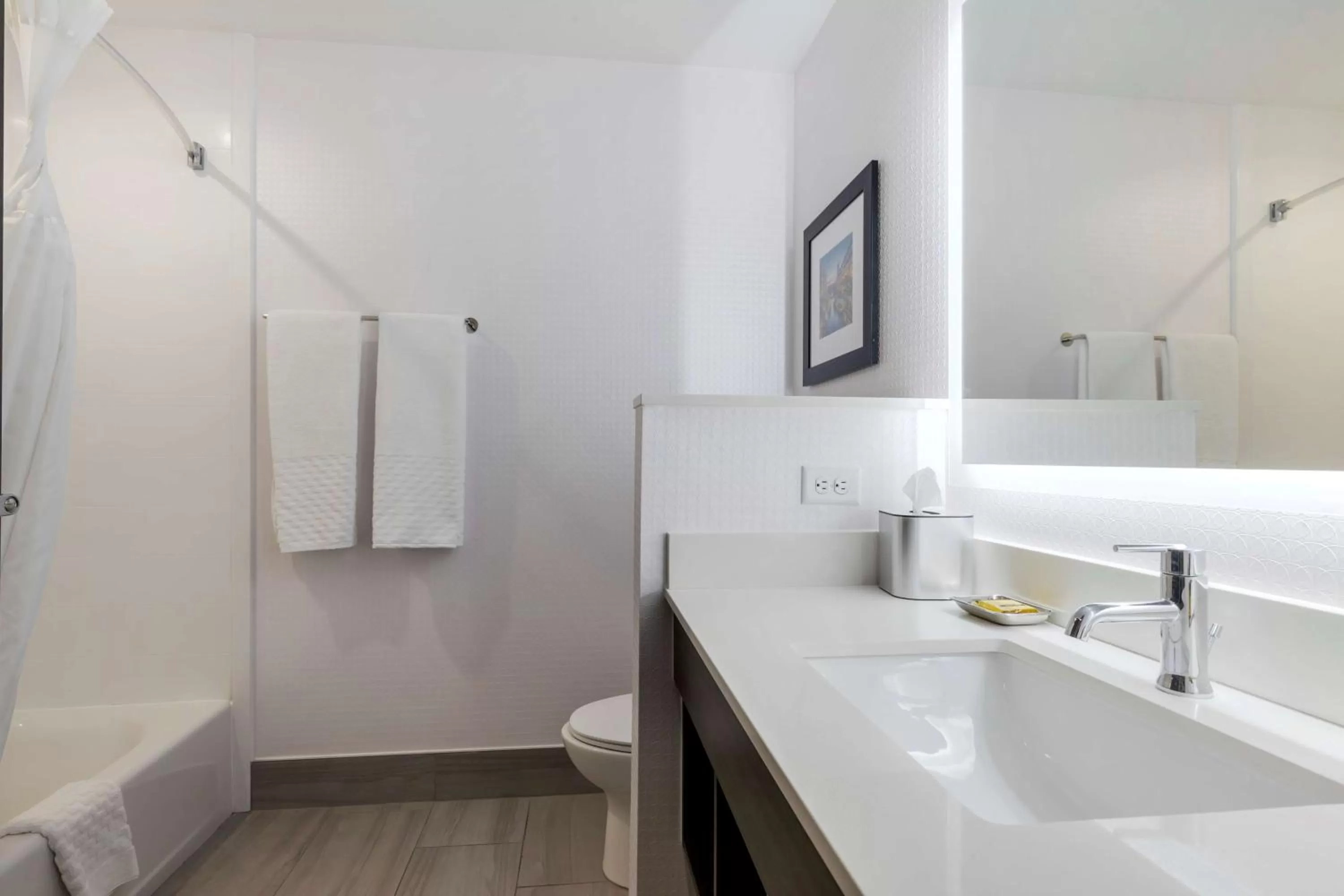 Bathroom in Best Western Plus Choctaw Inn & Suites