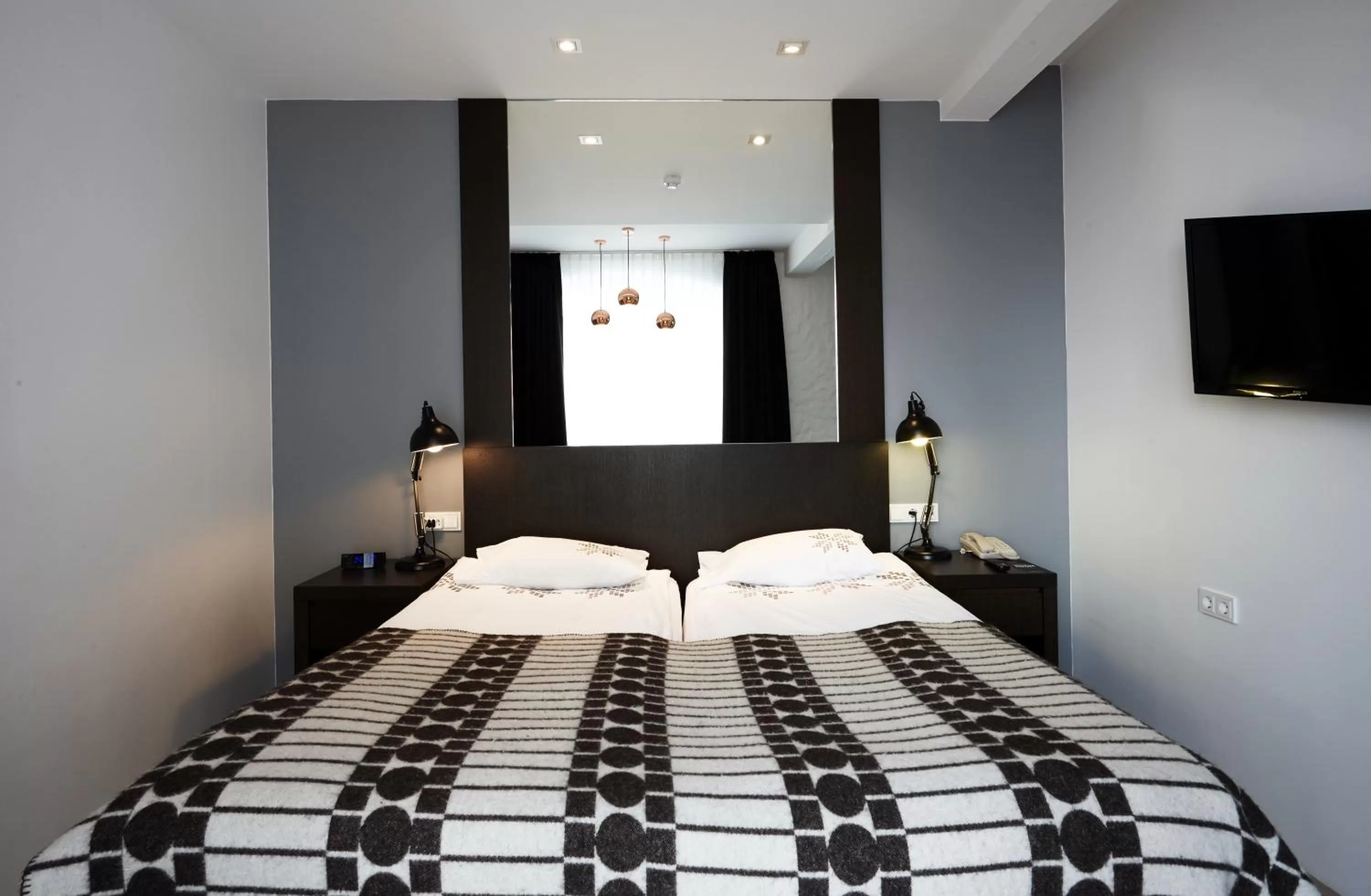 Bedroom, Bed in Fosshotel Rauðará