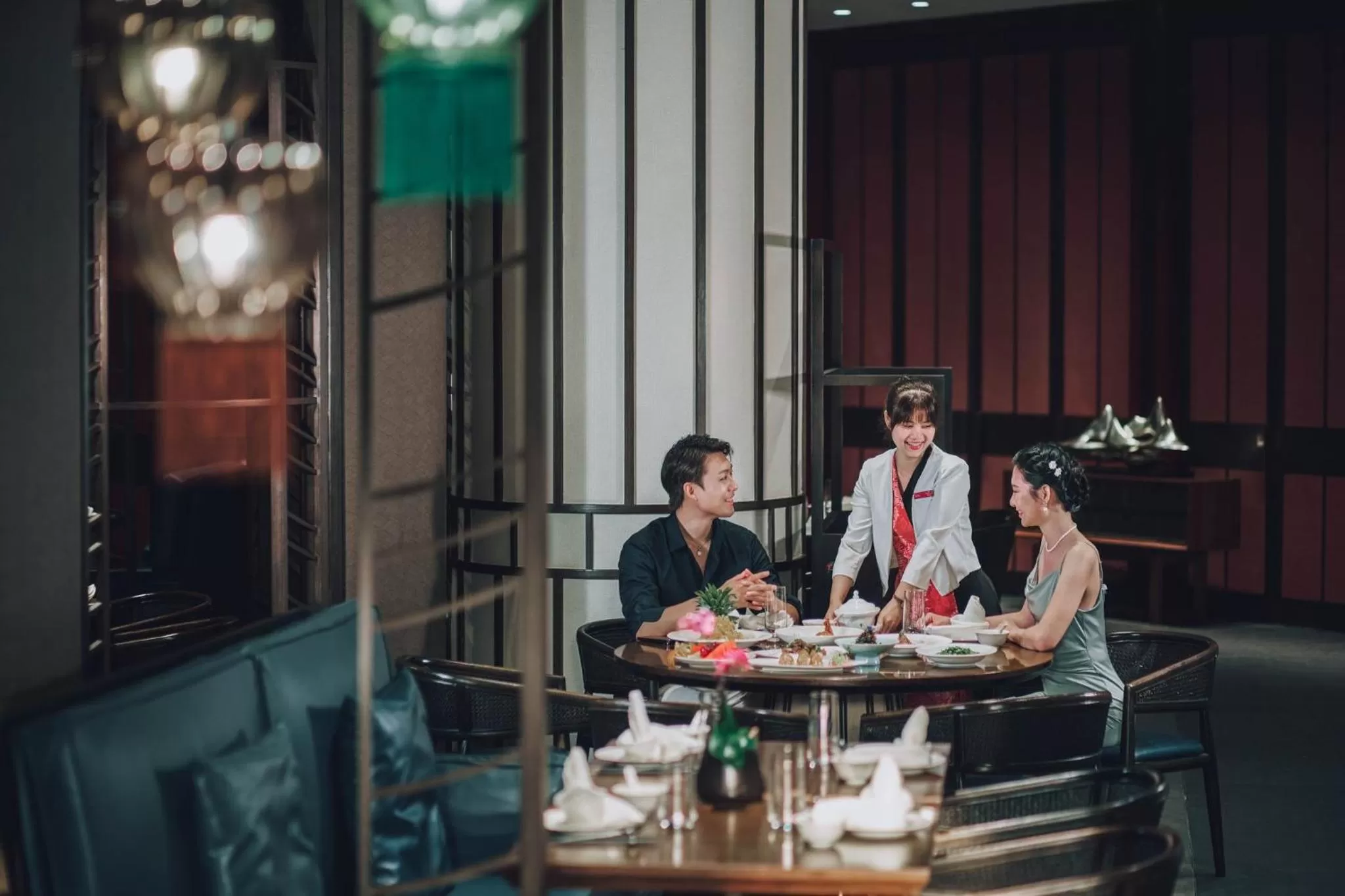 Restaurant/places to eat in Crowne Plaza Sanya Haitang Bay Resort by IHG