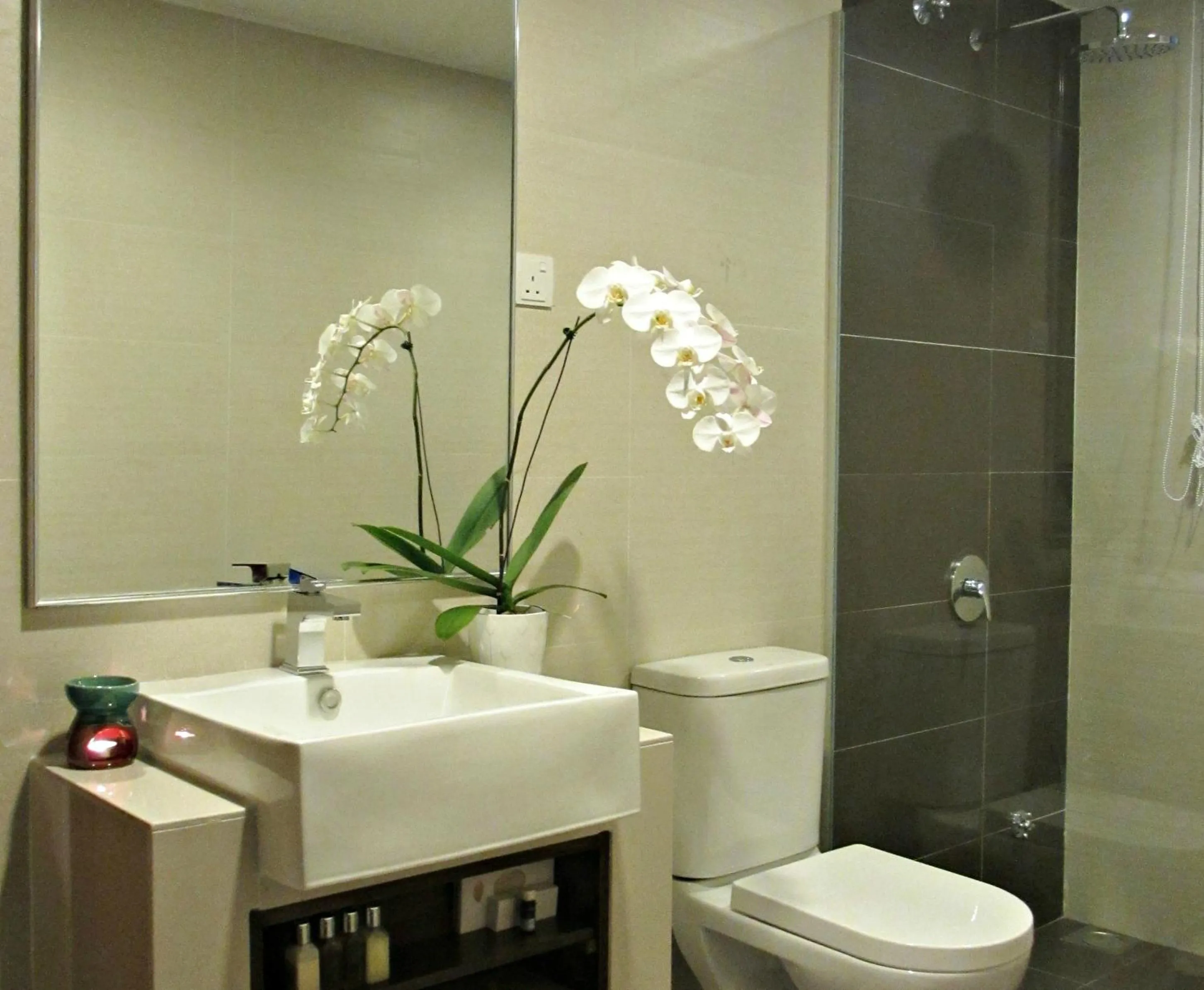 Samsuria Beach Resort & Residence