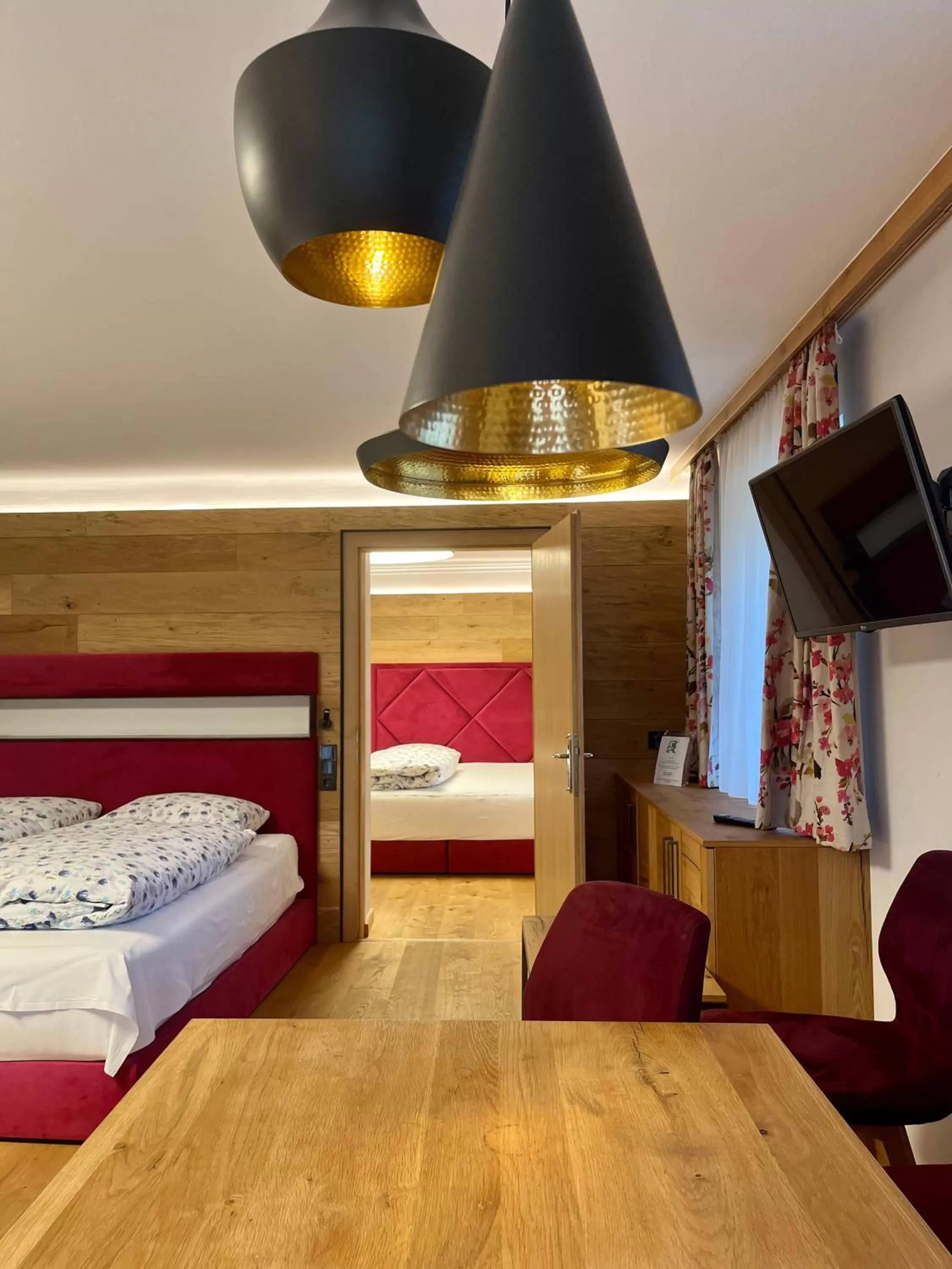 Bed in Pension Sommerauer