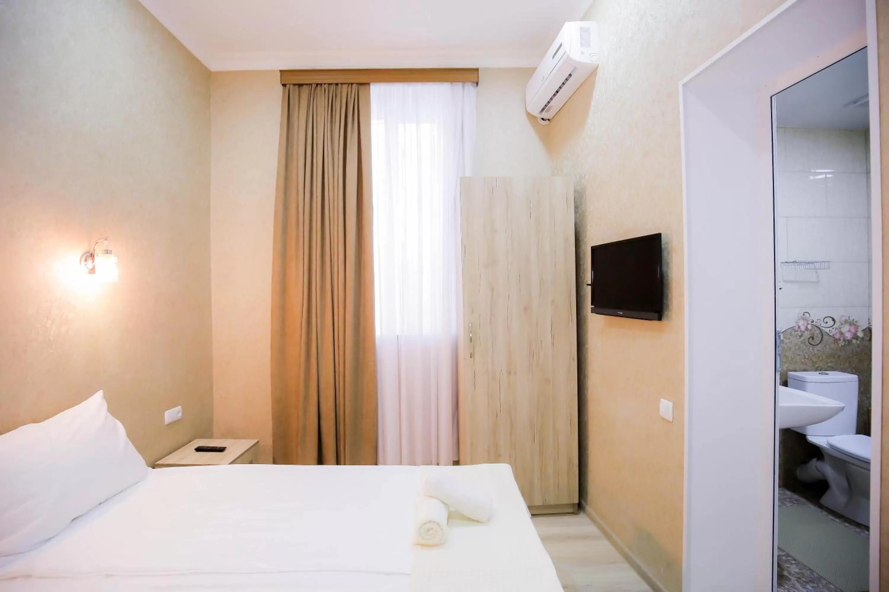 Bedroom, Bed in AnSeZa