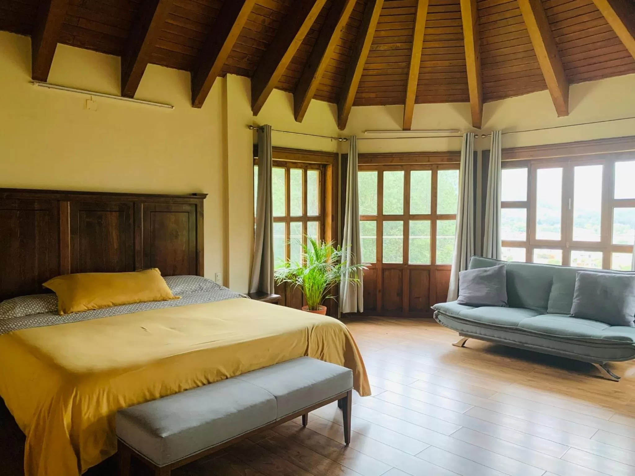 Bed in CORTIJO LA CASONA & Bungalow al Pie de la Montaña