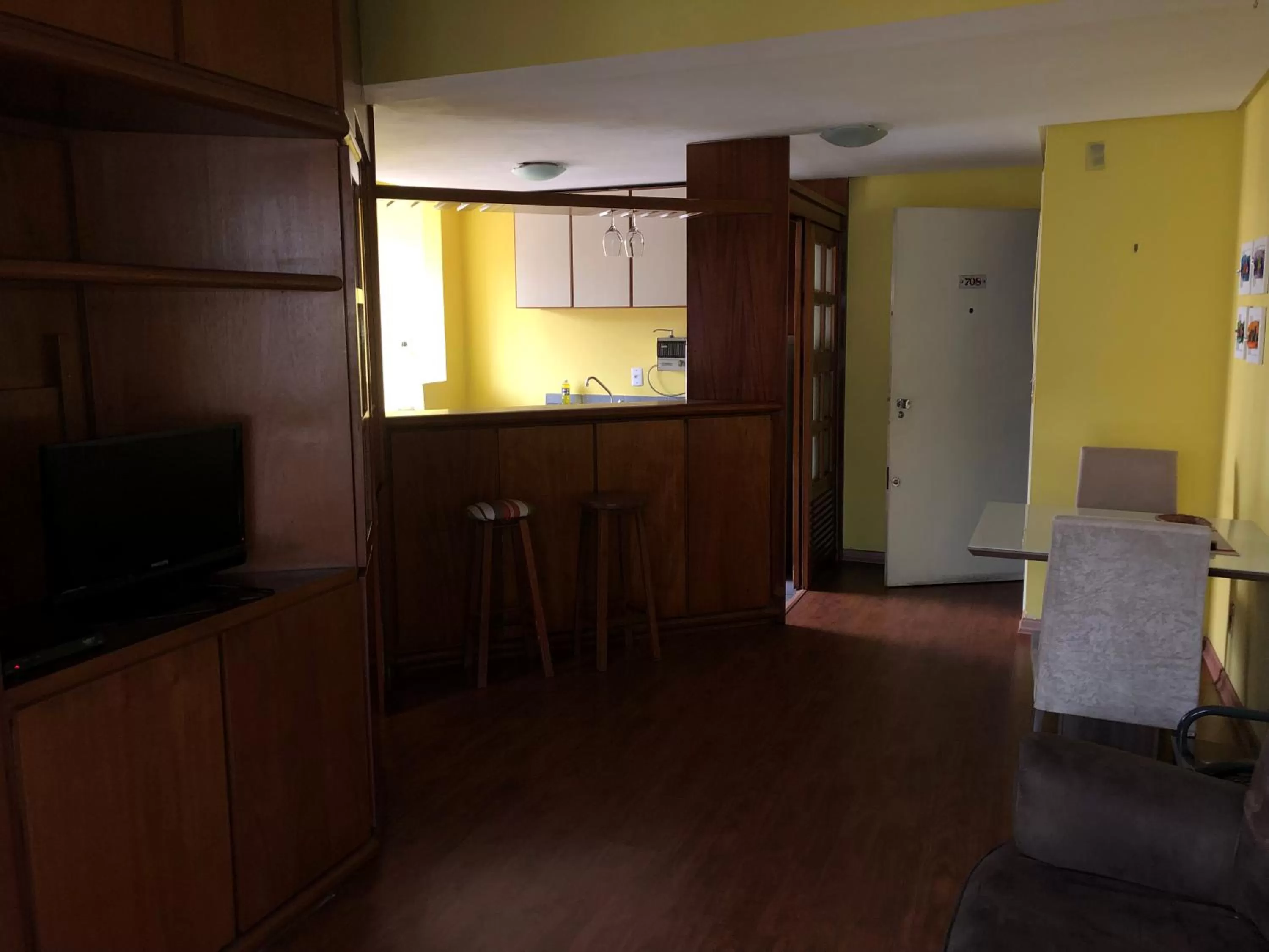 TV/Entertainment Center in Manhattan Apart Hotel