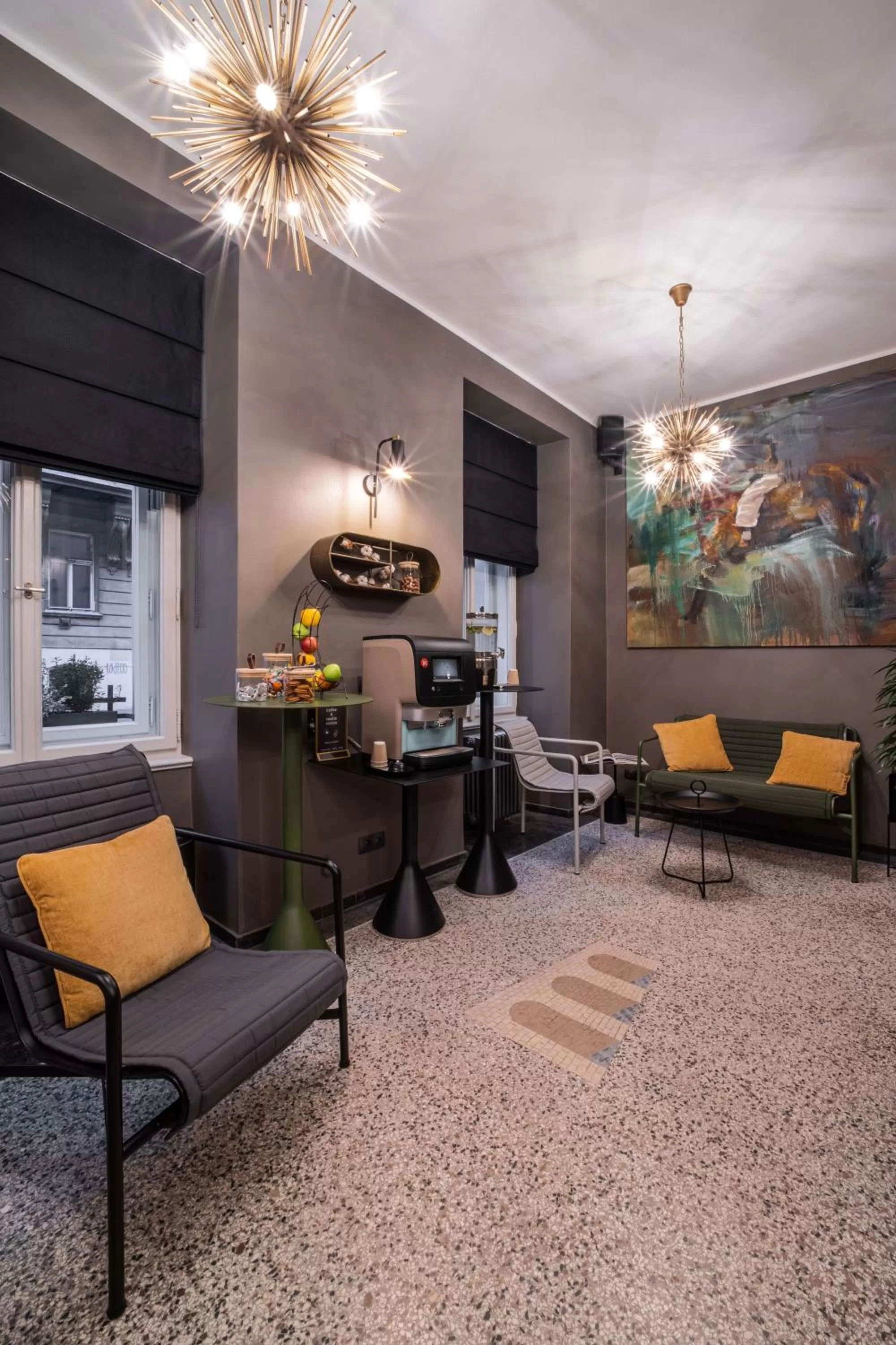 Lobby or reception in The Viaduct - Suites & More