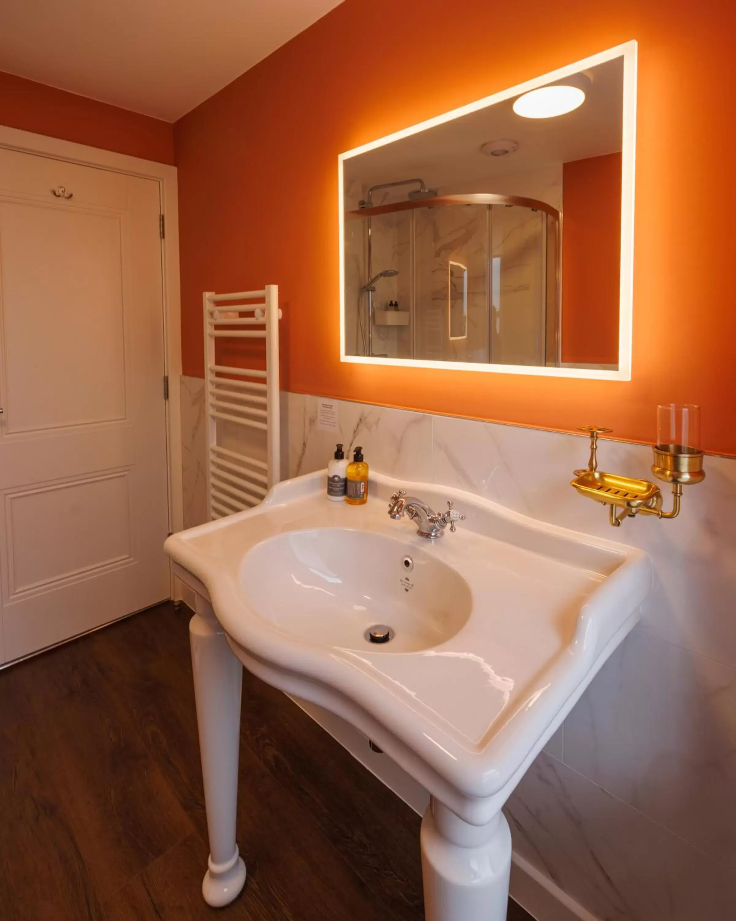 First Floor King Room in The Fanny Talbot First Floor King Room in The Fanny Talbot