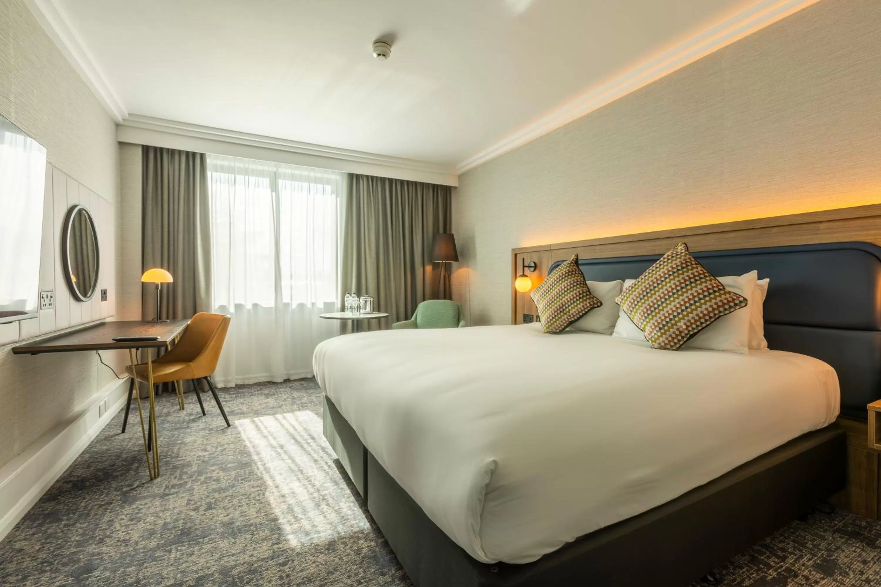 Bedroom, Bed in Crowne Plaza Birmingham NEC by IHG