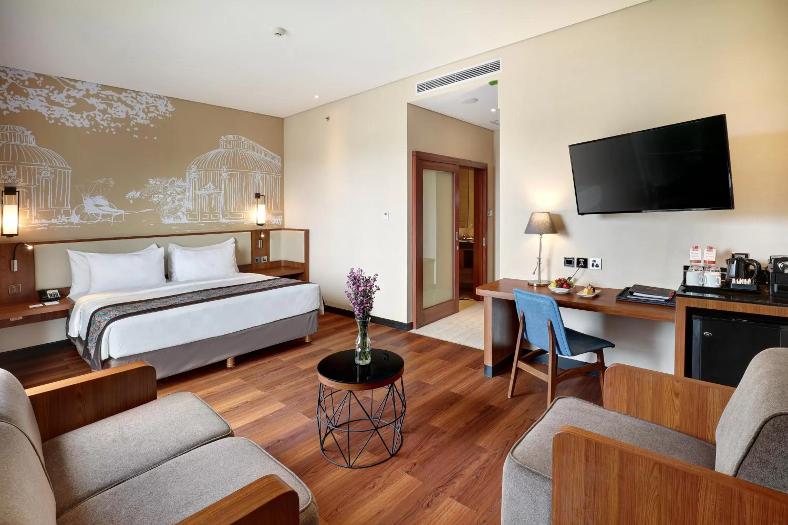 Bedroom, Bed in Swiss-Belhotel Airport Jakarta