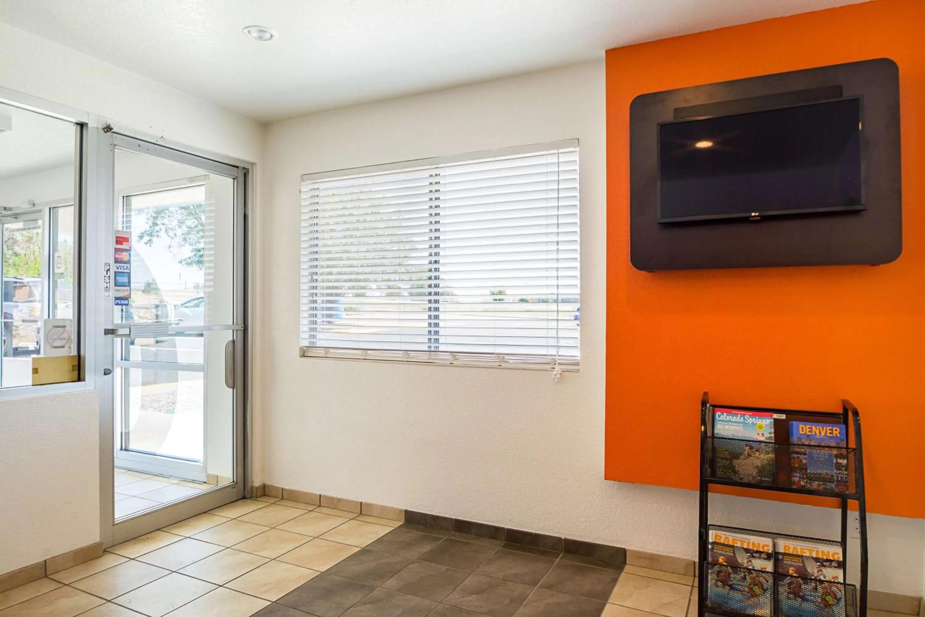 Lobby or reception in Motel 6-Pueblo, CO - I-25