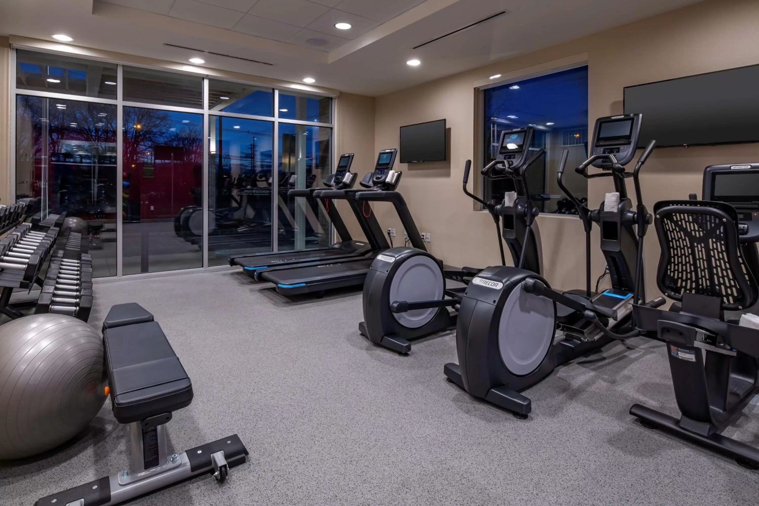 Fitness centre/facilities in Home2 Suites By Hilton Wayne, NJ