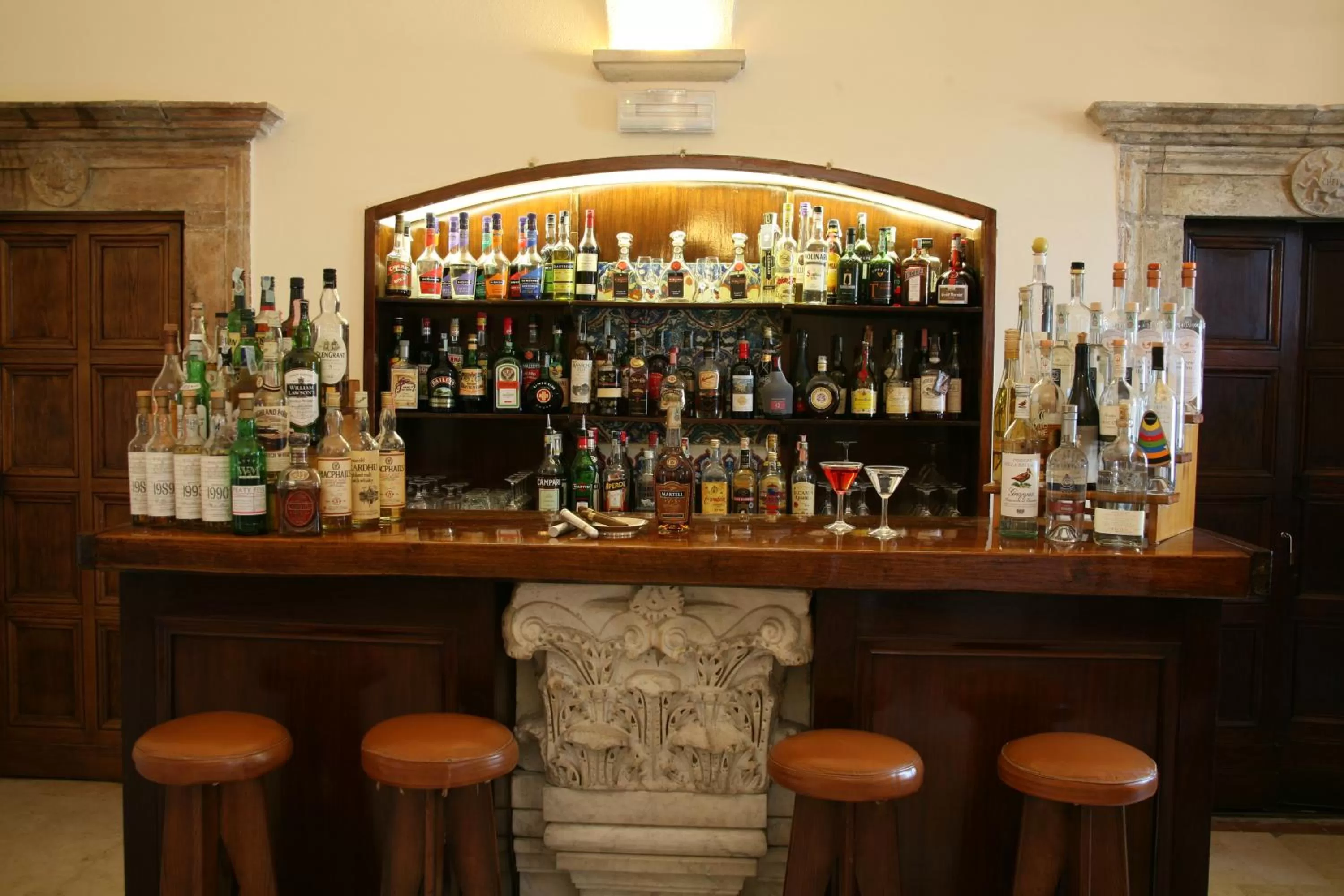 Lounge or bar in Grand Hotel Dei Castelli