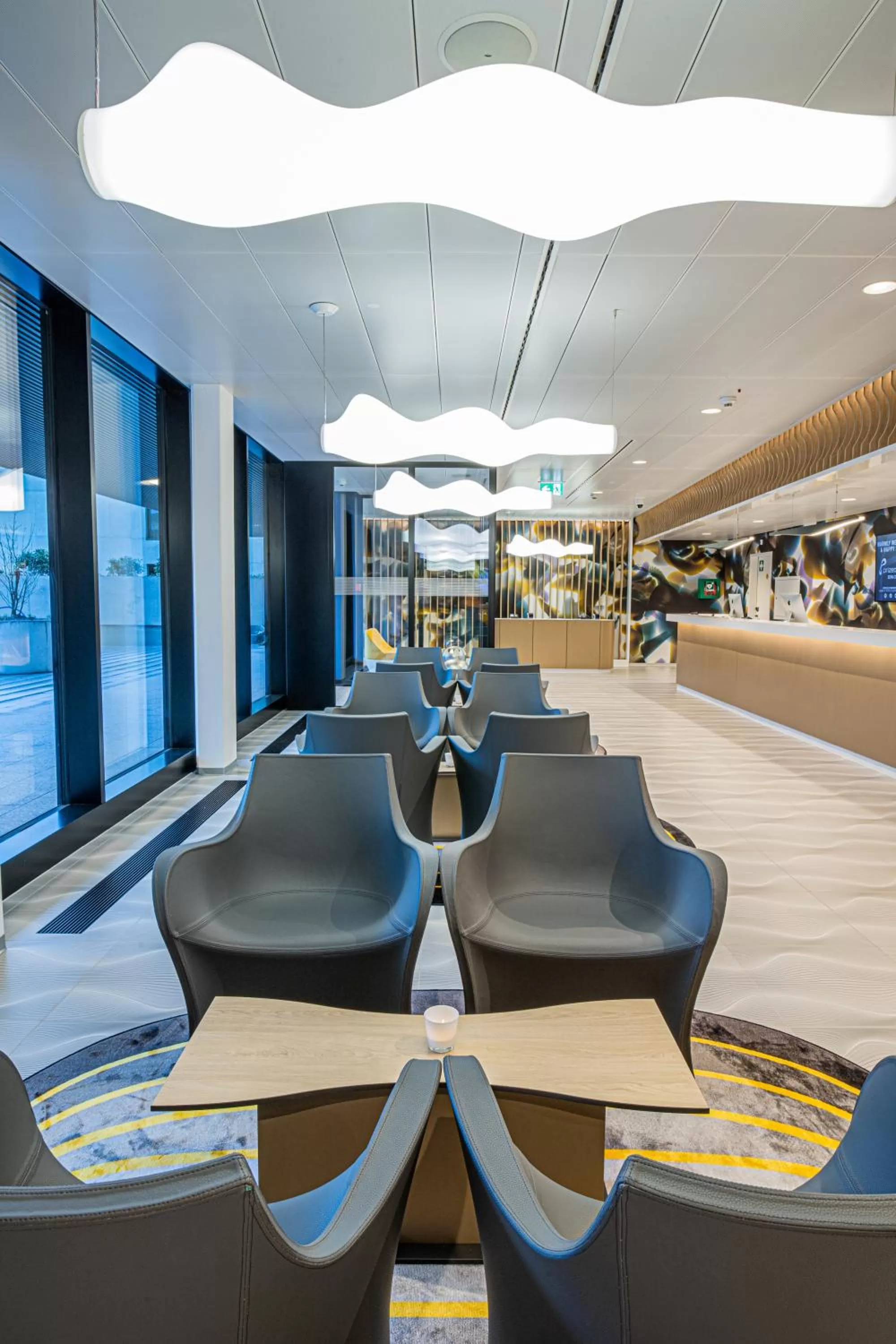 Restaurant/places to eat in Prize by Radisson, Bern City