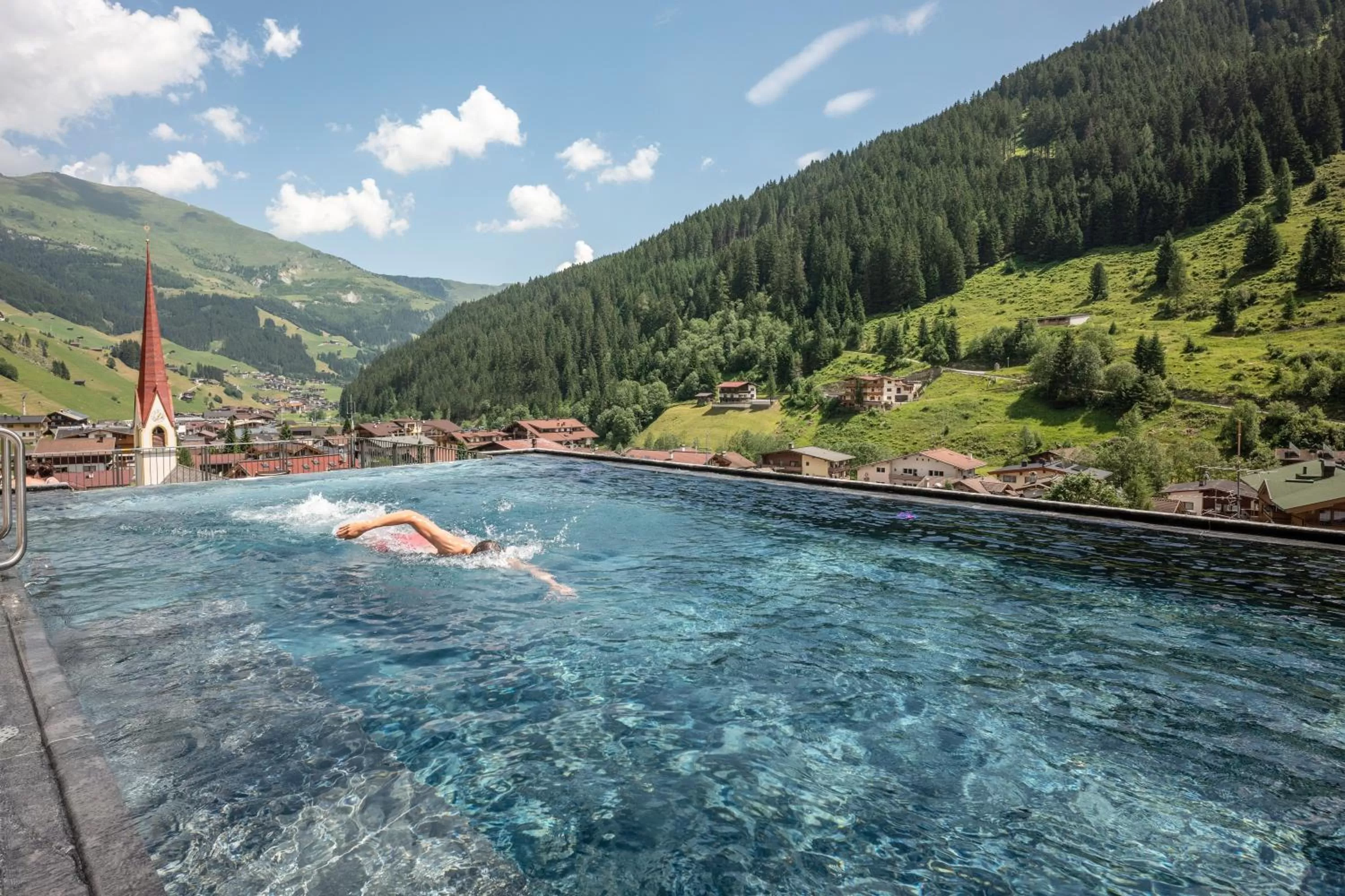 Aktiv- & Wellnesshotel Bergfried