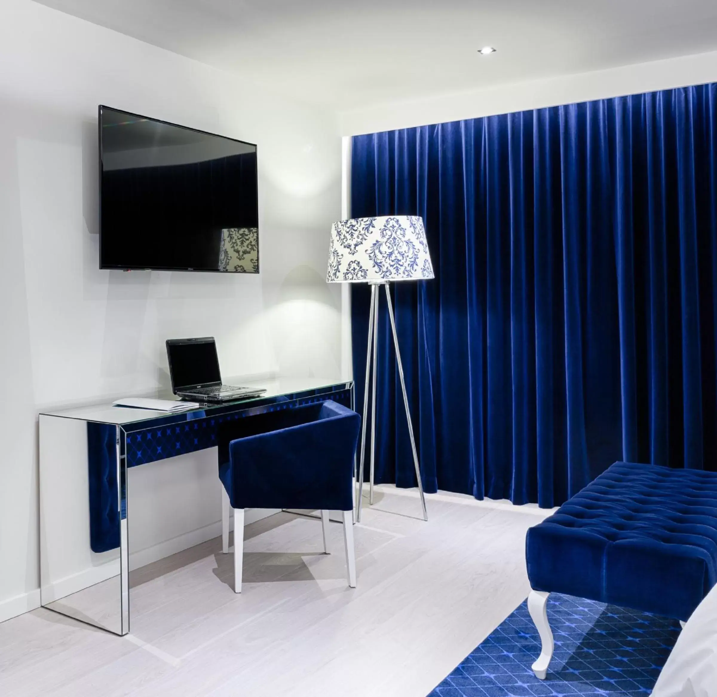 Superior Twin Room in Hotel Cristal Porto Superior Twin Room in Hotel Cristal Porto