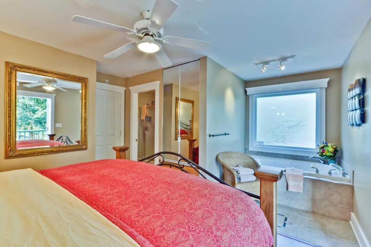 Bed in Bonniebrook Lodge