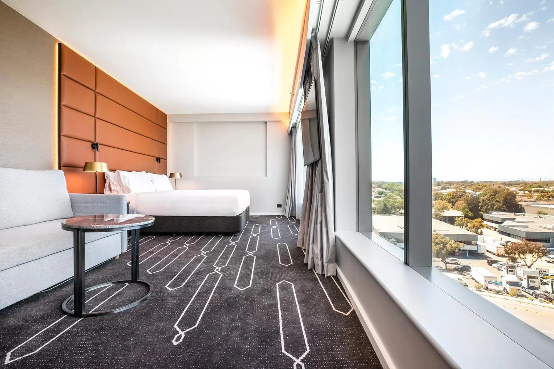 Photo of the whole room, Bed in Crowne Plaza Sydney Airport by IHG