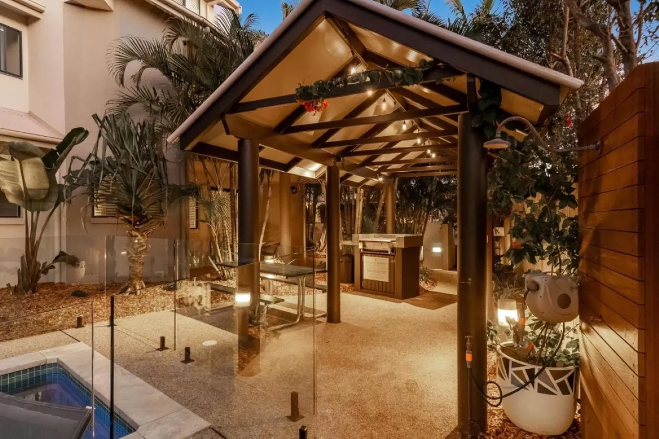 BBQ facilities in Gosamara Apartments