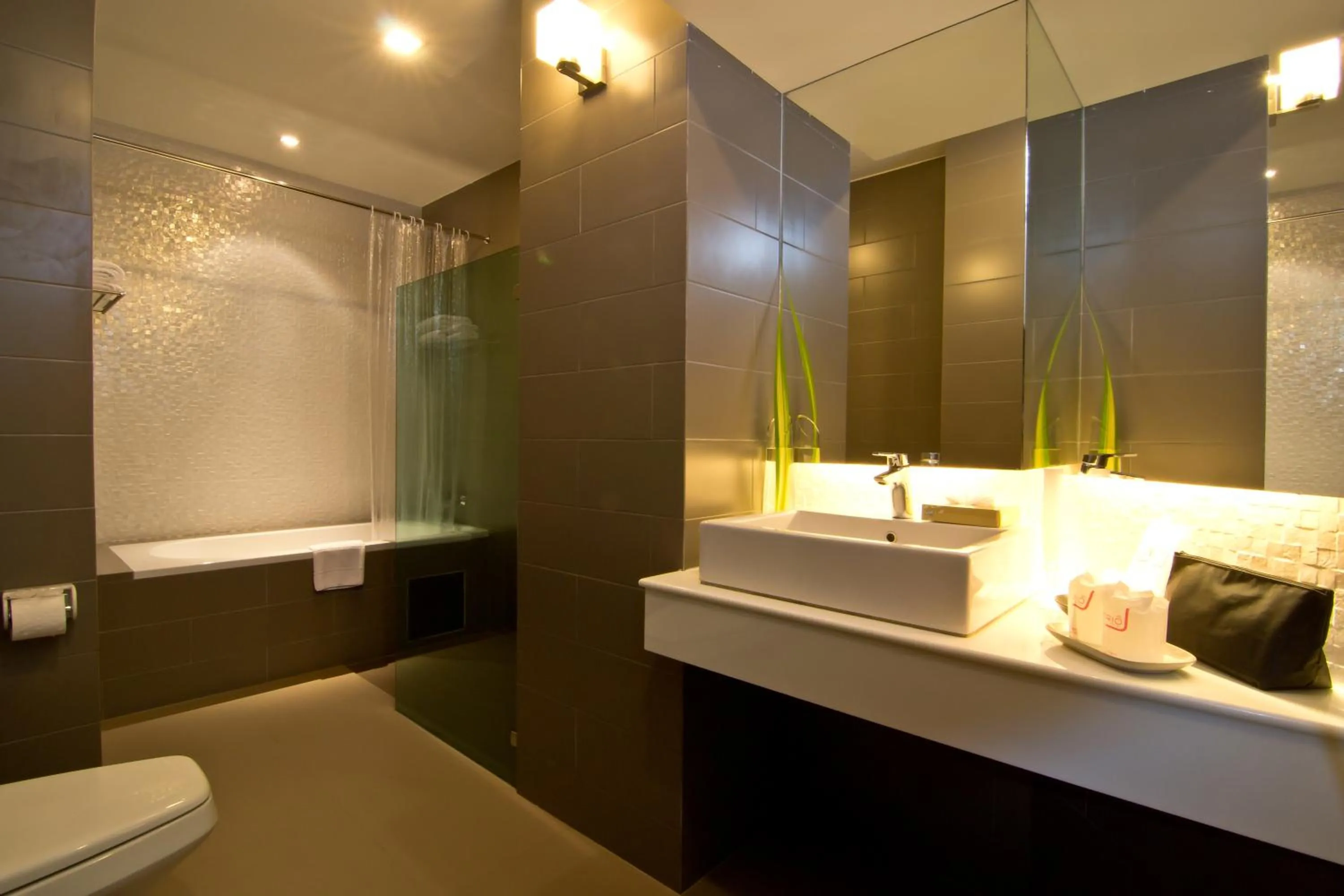 Bathroom in Hotel J Residence Pattaya