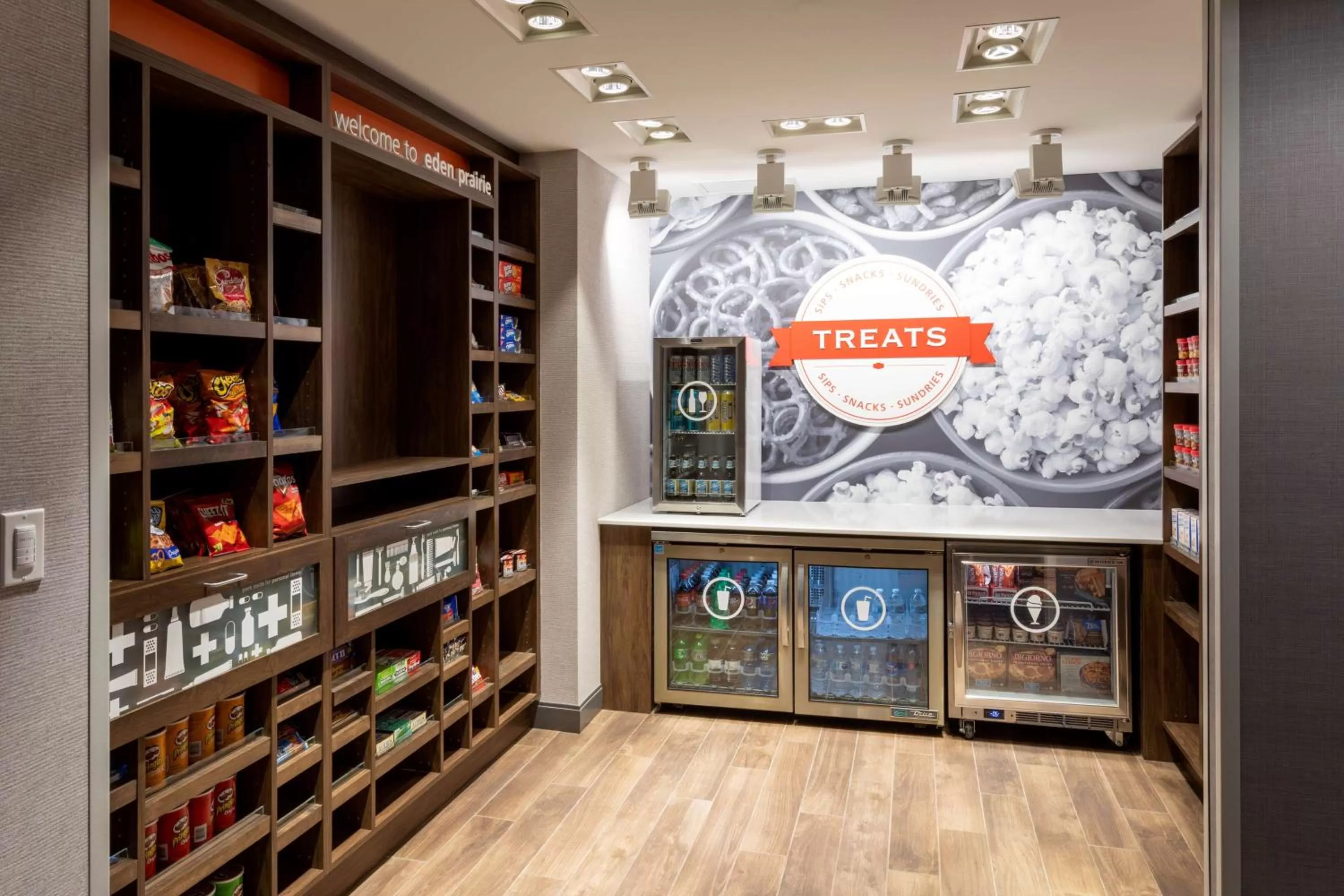 Restaurant/places to eat in Hampton Inn Eden Prairie Minneapolis