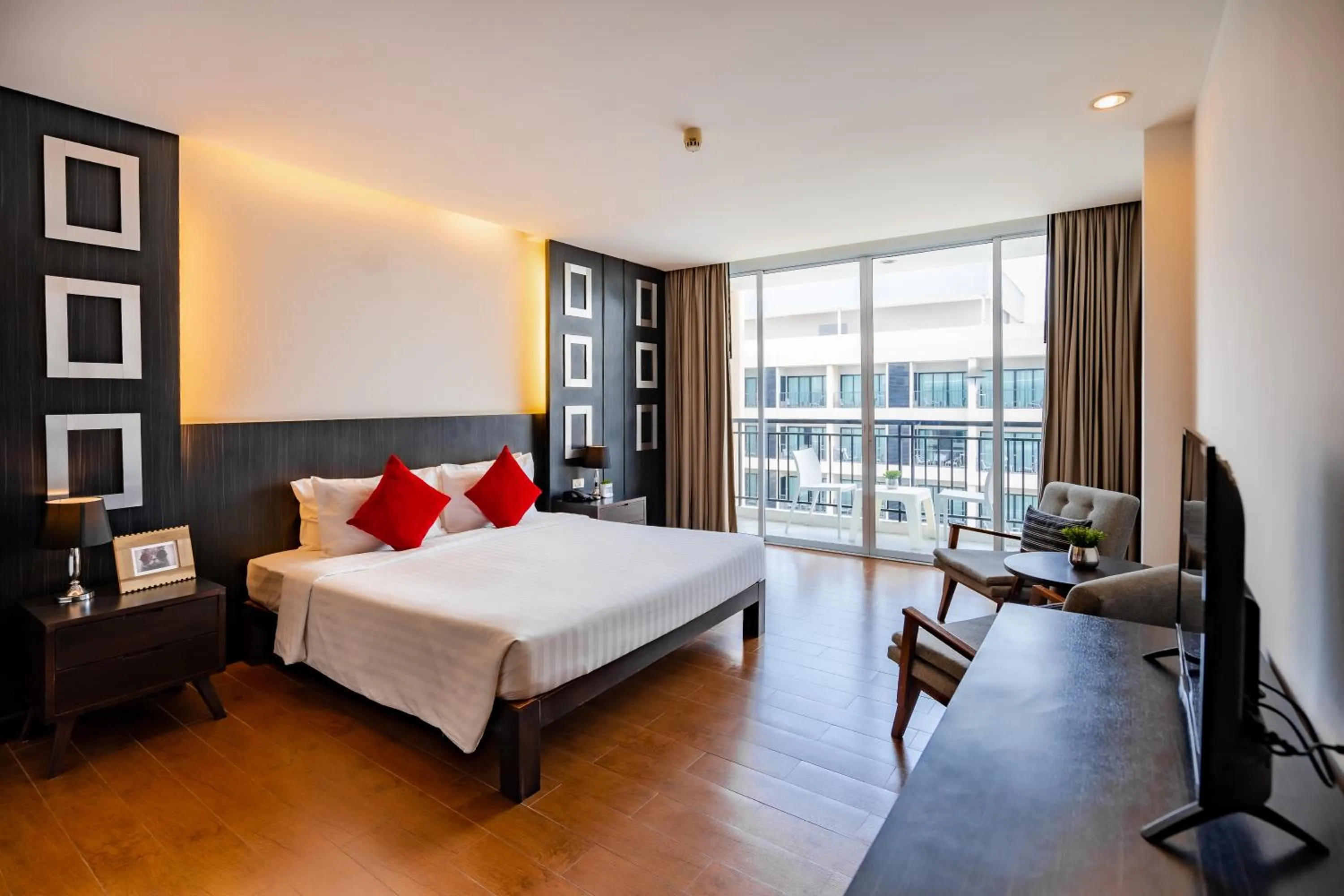 Bed in Hotel J Pattaya