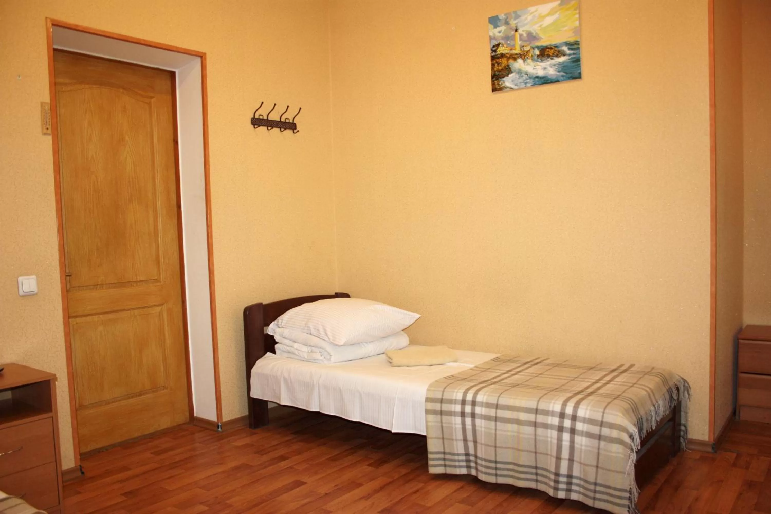 Bed in Inn Khlibodarskiy