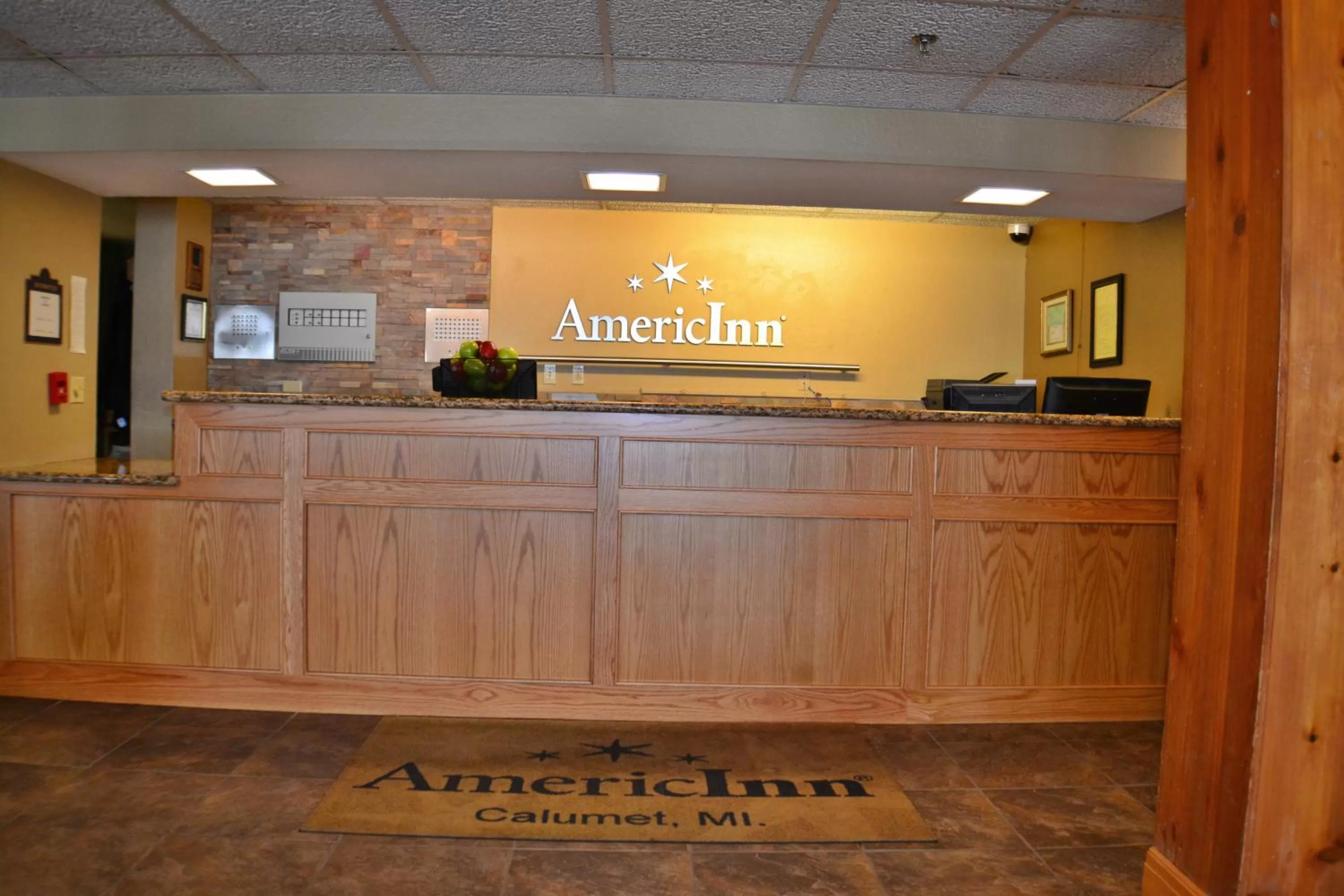 Lobby or reception in AmericInn by Wyndham Calumet