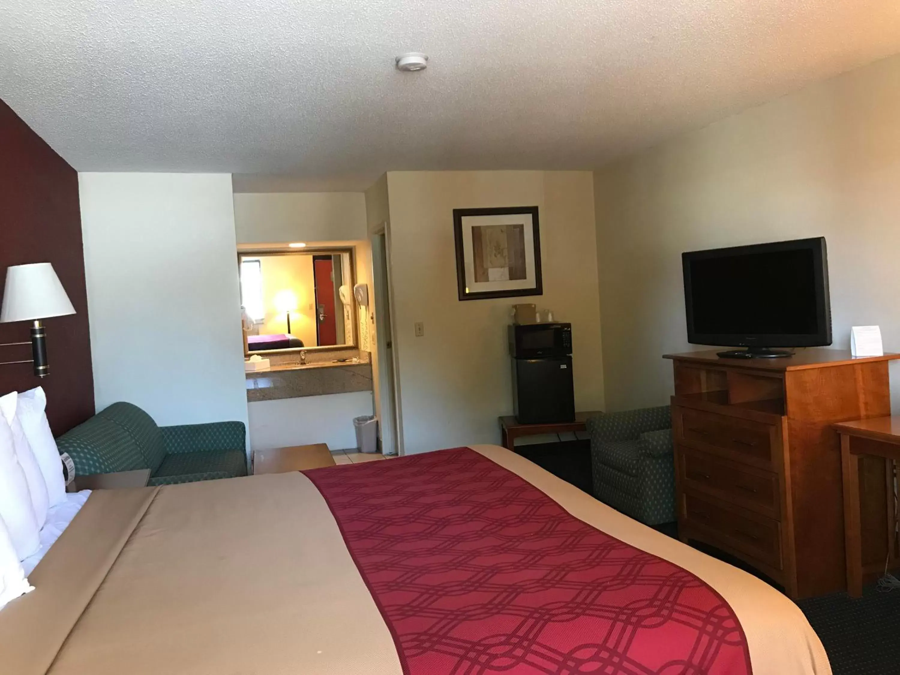 Red Carpet Inn Norwalk Red Carpet Inn Norwalk