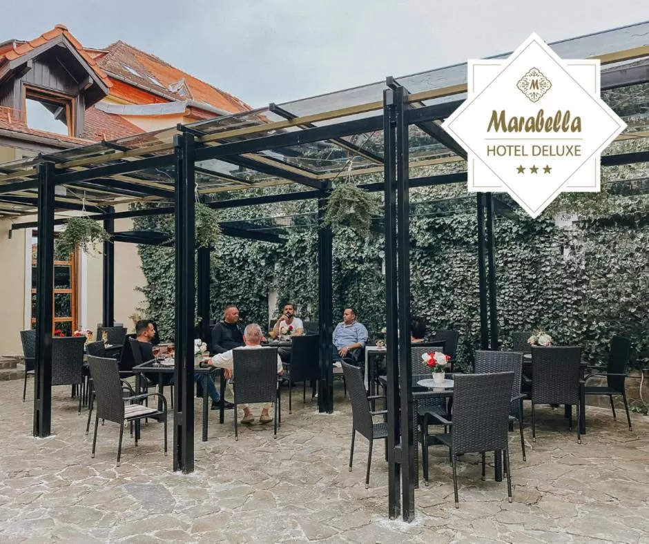 Balcony/Terrace, Restaurant/Places to Eat in Hotel Marabella