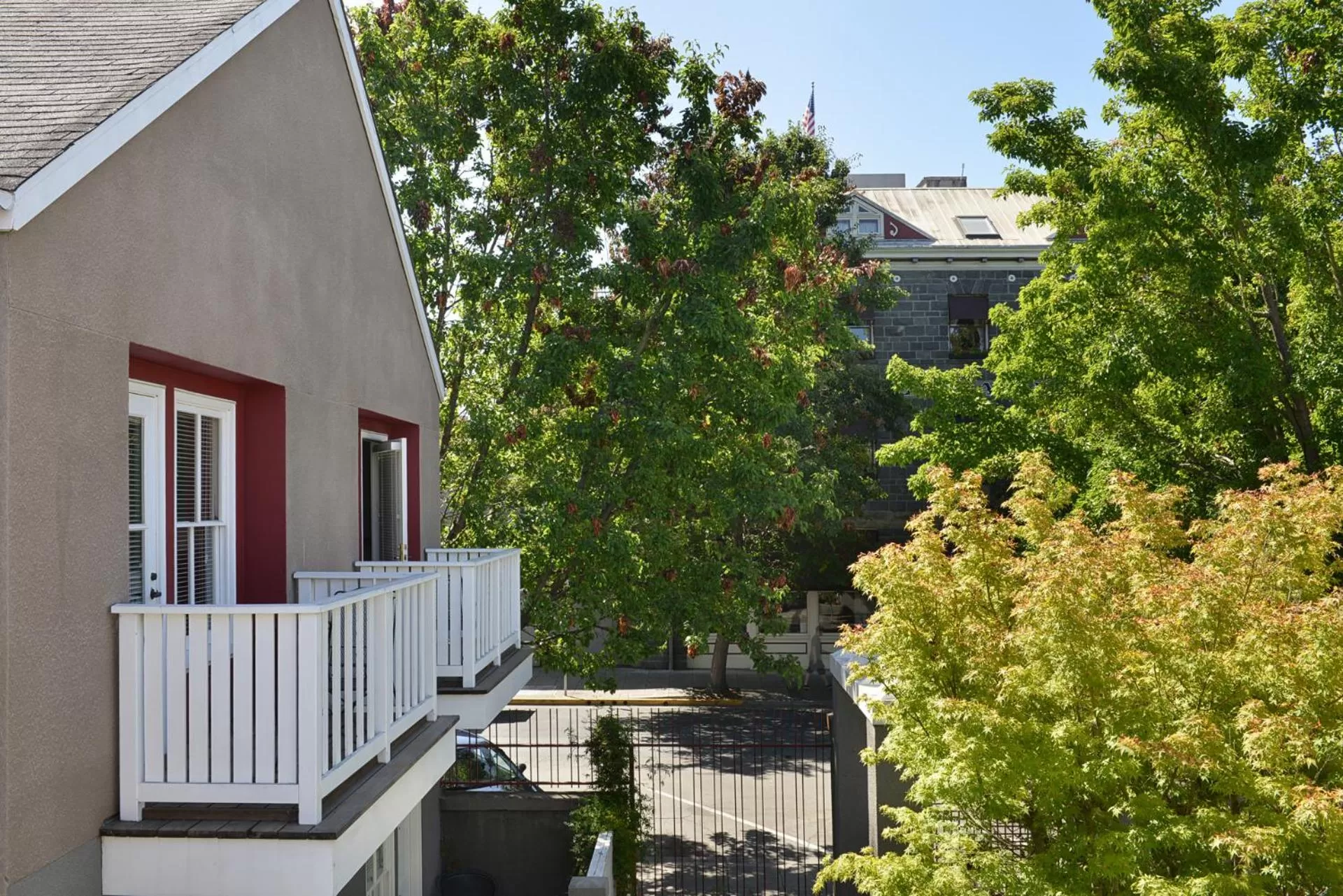 Property building in Hotel La Rose