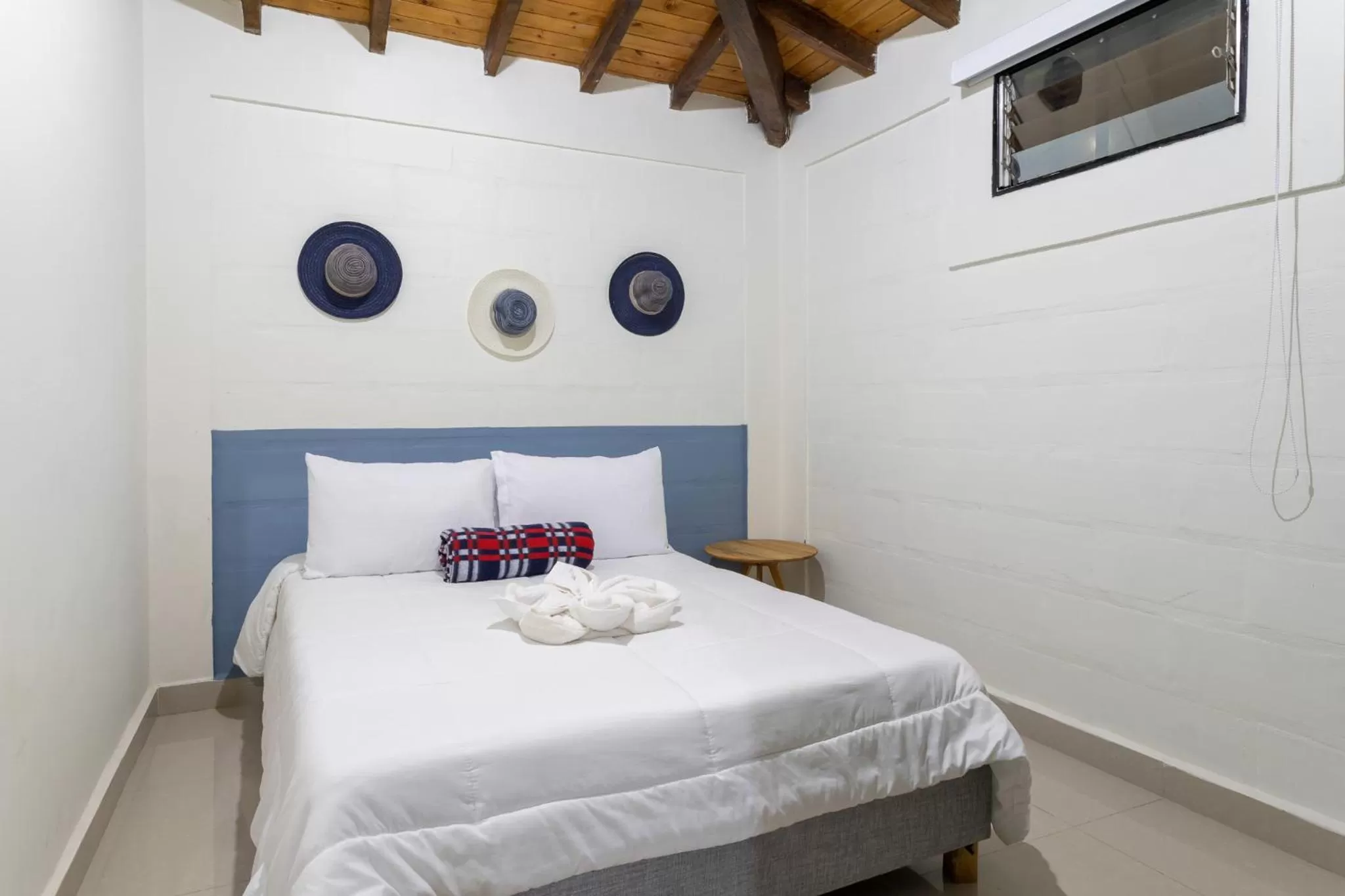 Bed in Soy Local Guatape