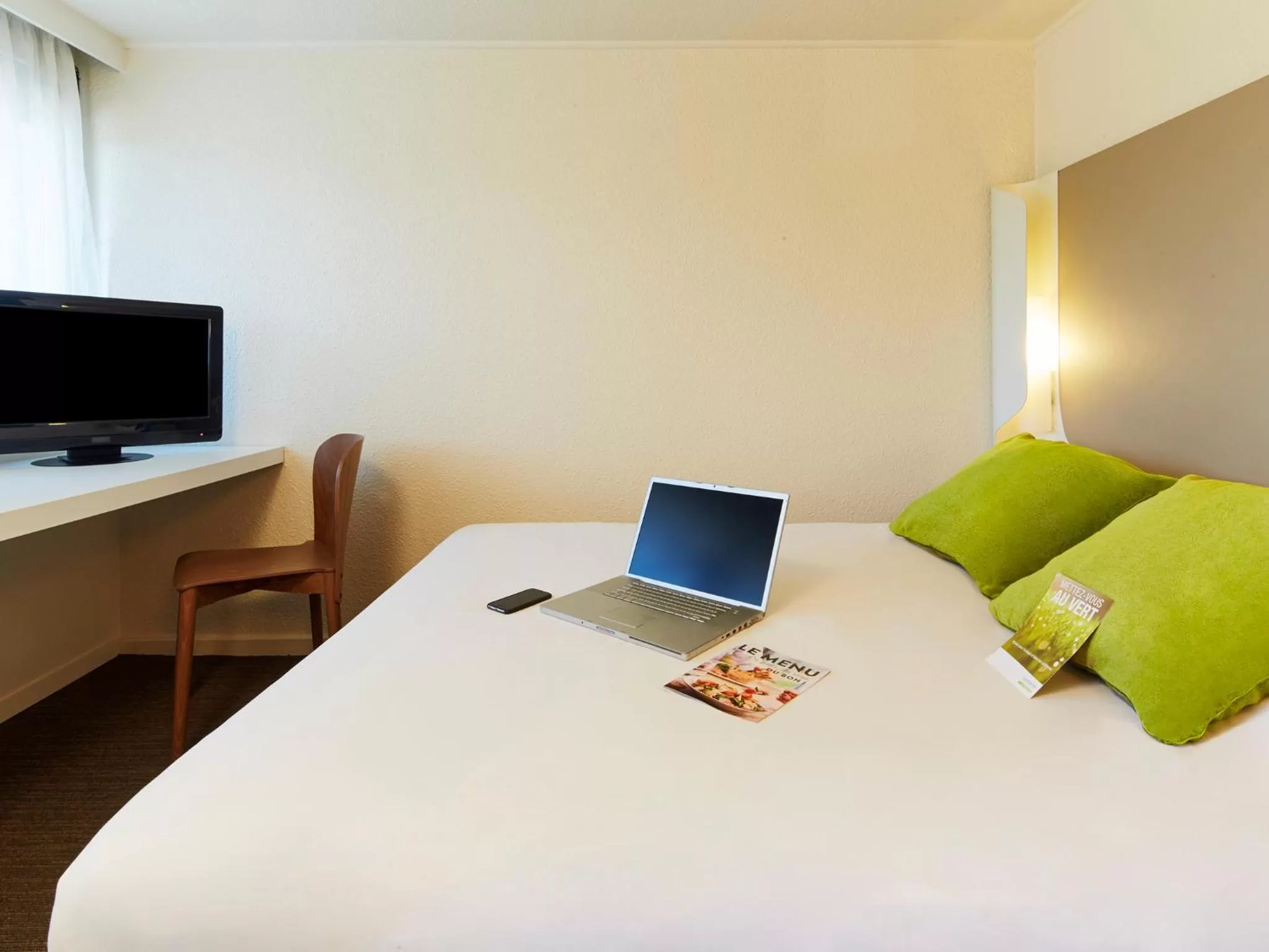 Double Room in Campanile Bordeaux Est - Artigues