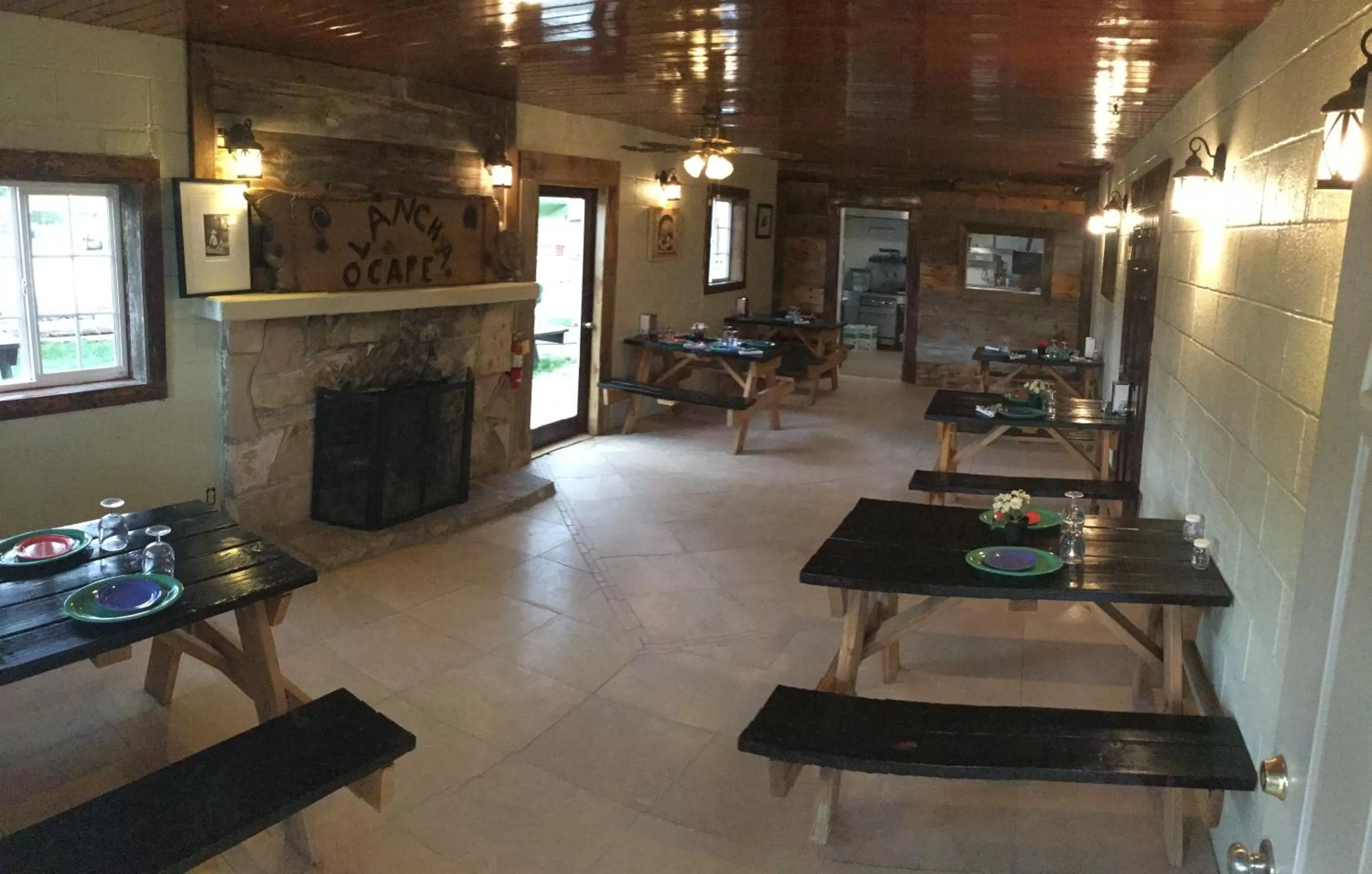 Restaurant/places to eat in Olancha RV Park and Motel