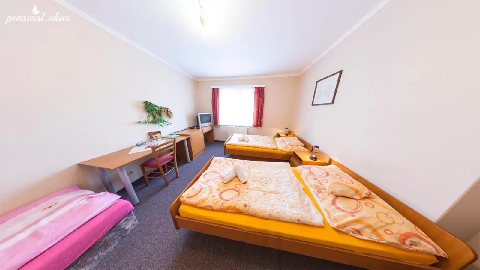 Bedroom, Bed in Pension Lukas