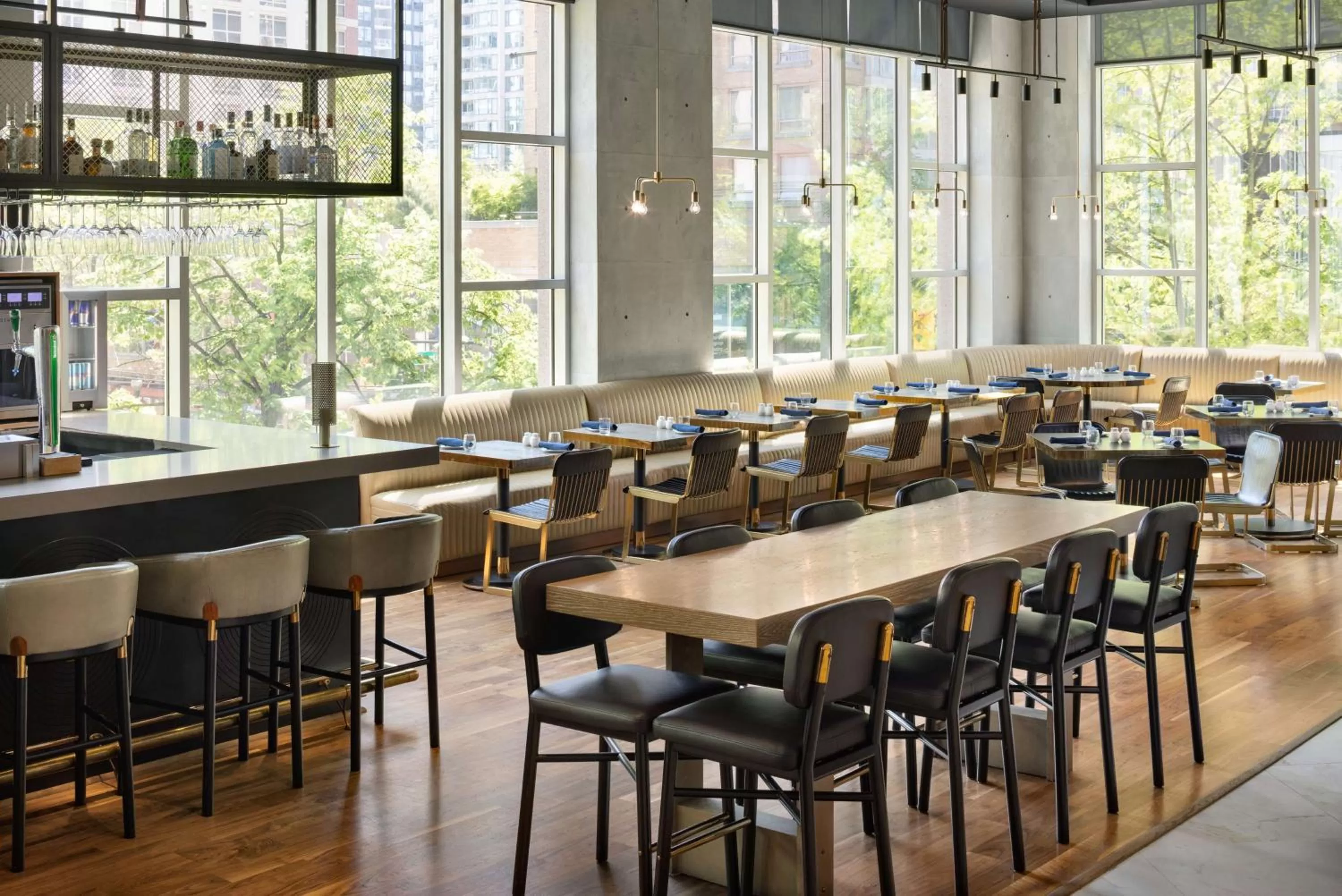 Lounge or bar in Hilton Vancouver Downtown, BC, Canada