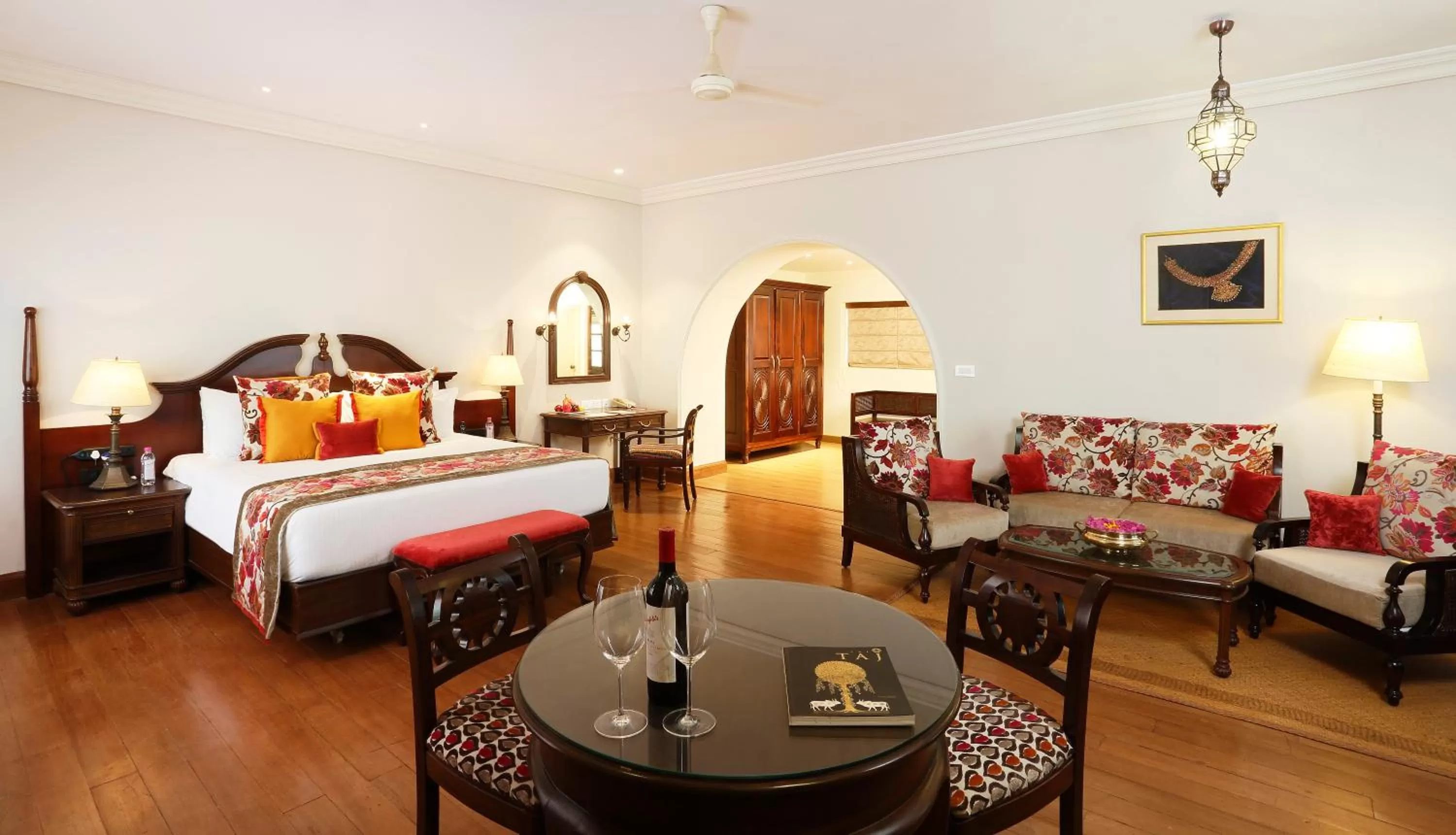 Drinks, Bed in Gateway Madurai