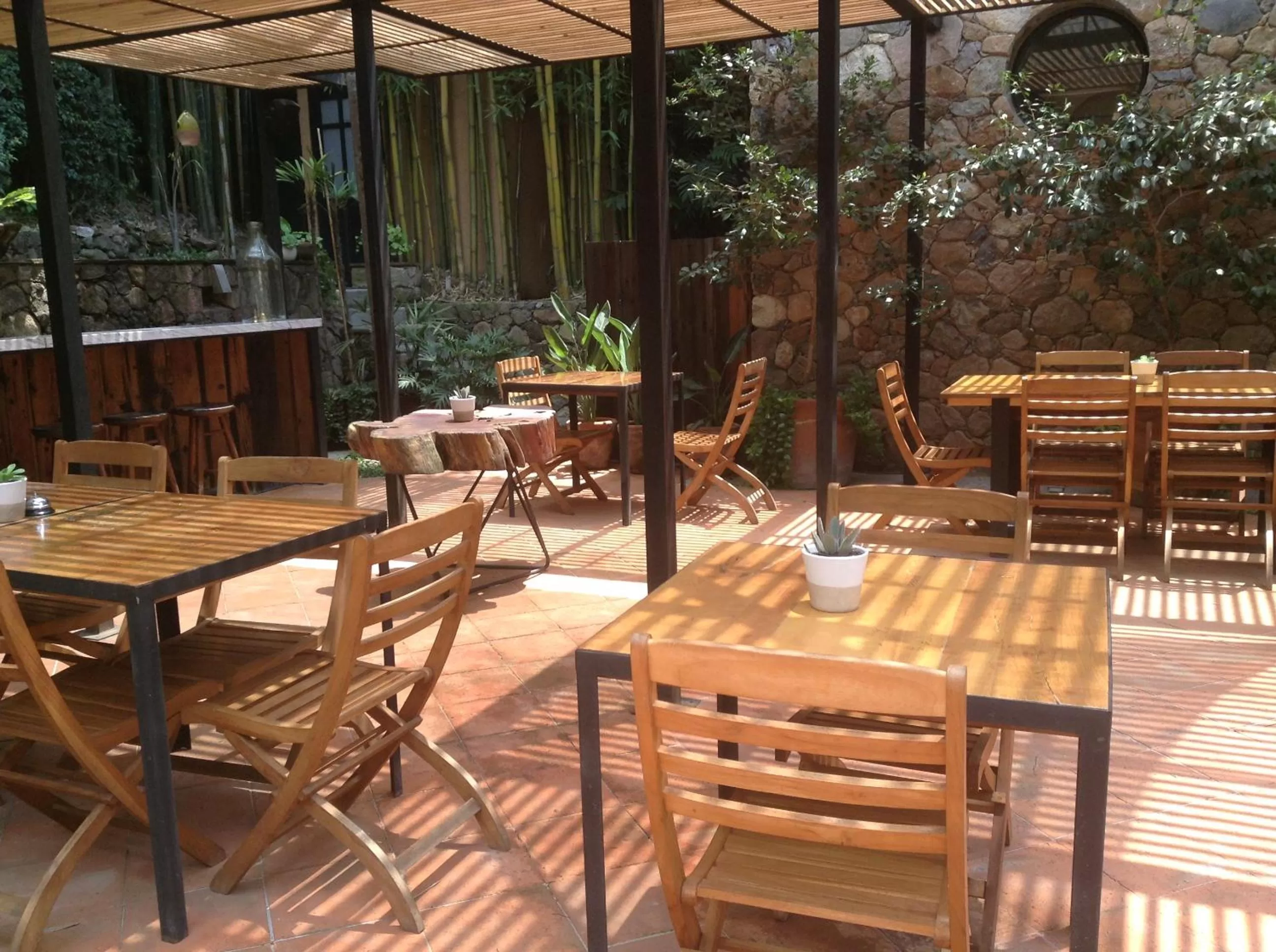 Restaurant/places to eat in Casa Alamillo Hotel Boutique