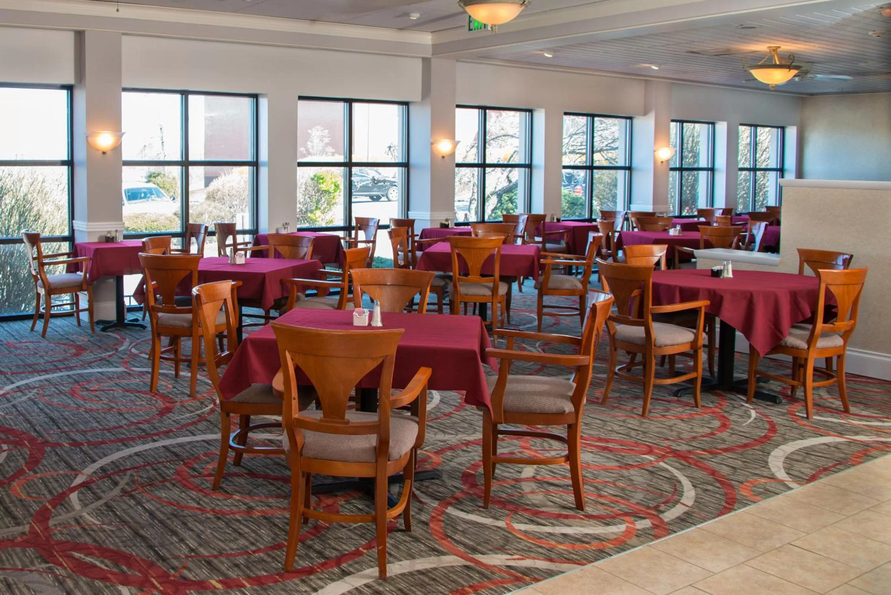 Restaurant/places to eat in Red Lion Hotel Harrisburg Hershey