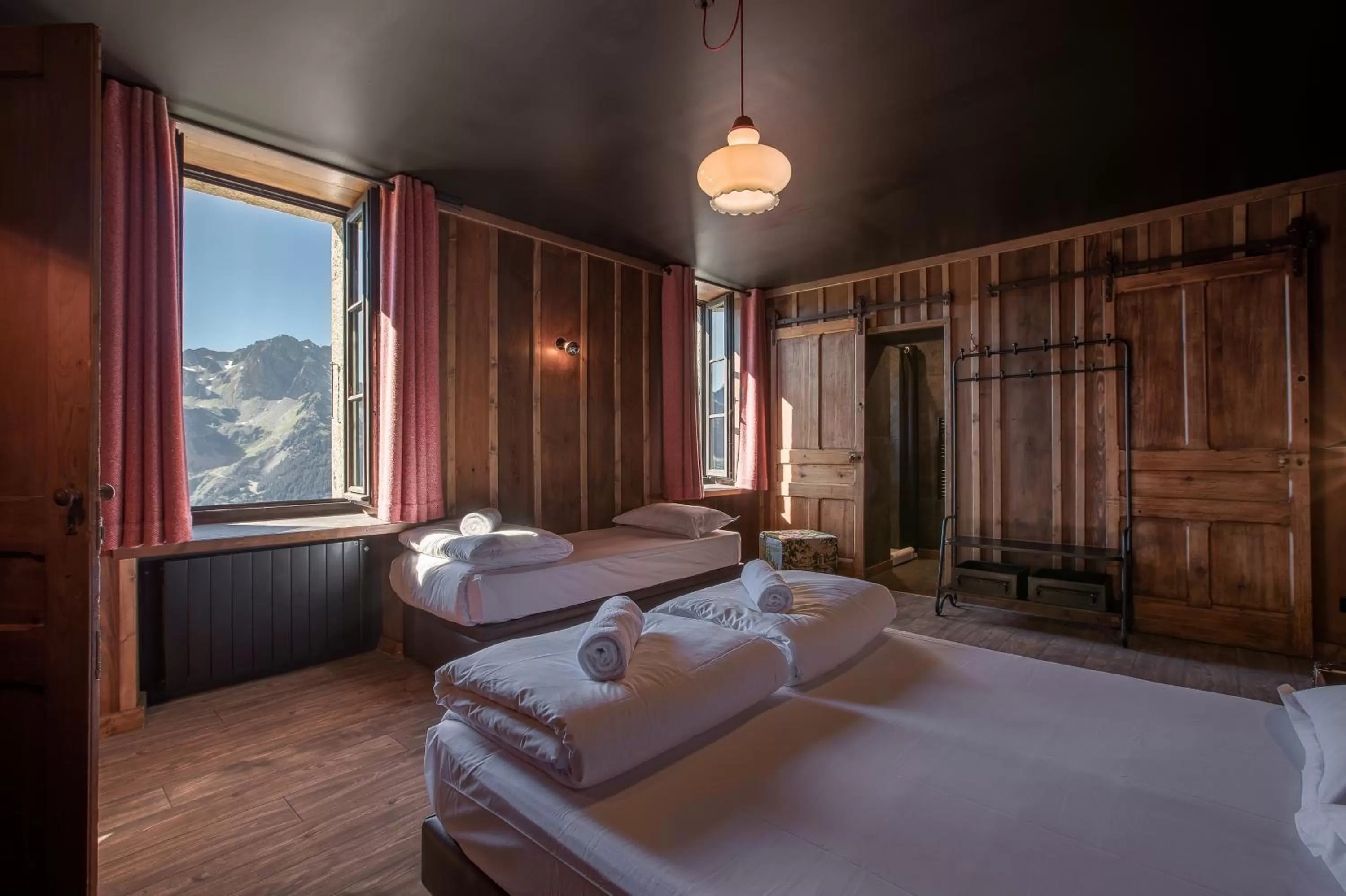 Bedroom, Bed in Refuge du Montenvers