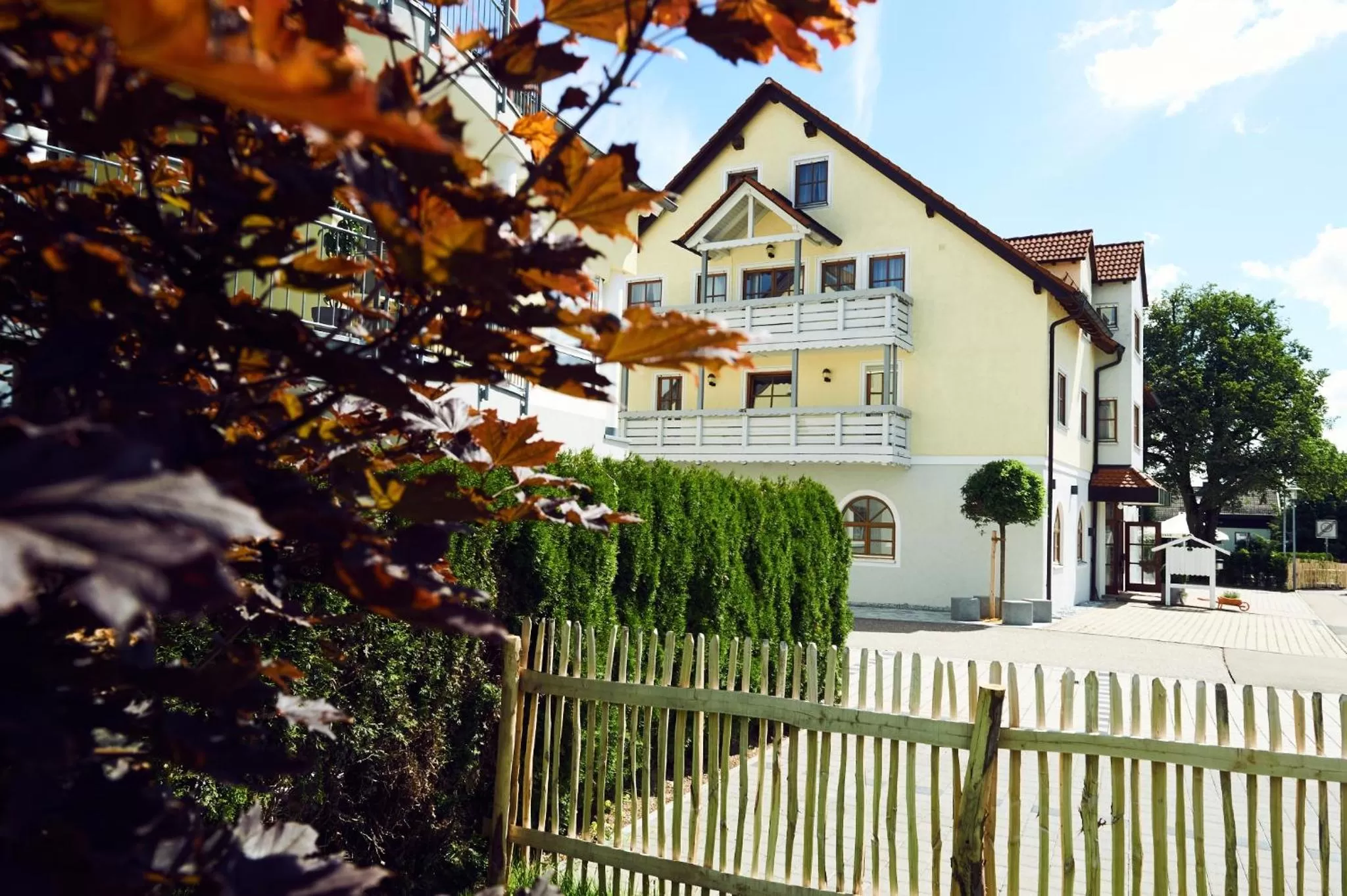 Facade/entrance, Property Building in Landhotel ALTE LINDE