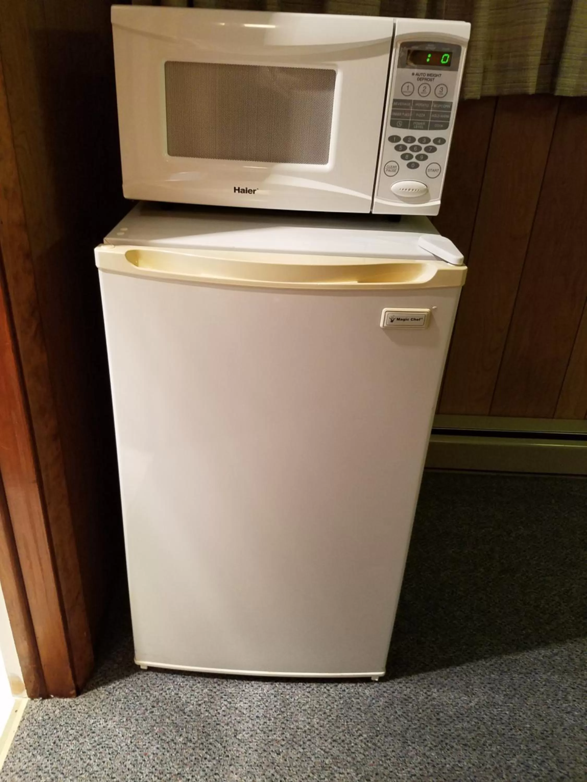 Kitchen or kitchenette in Buckhorn Resort